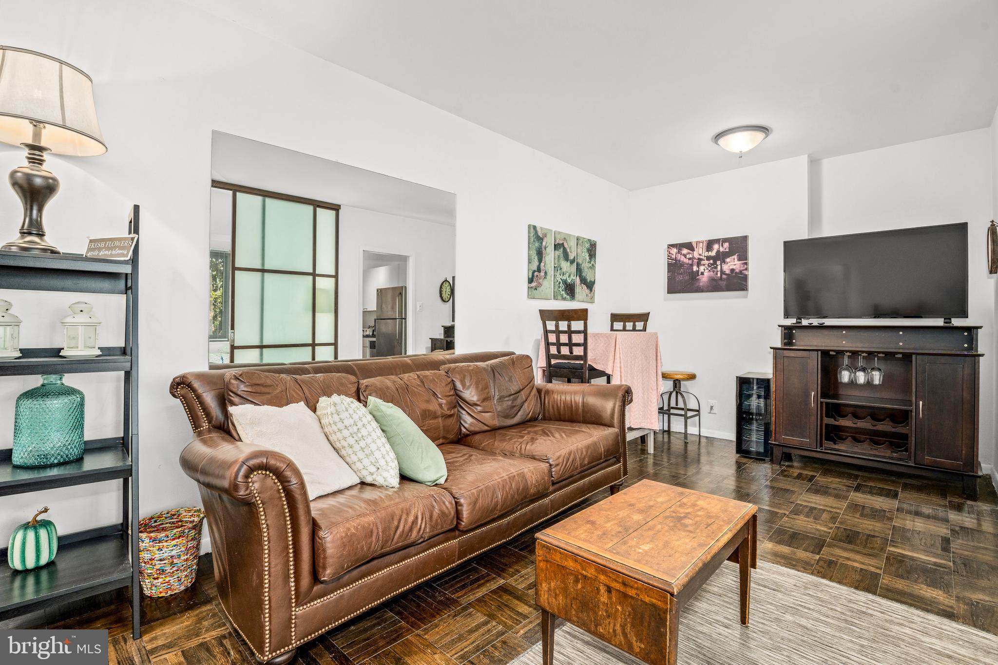 4200 CATHEDRAL AVENUE NW 818