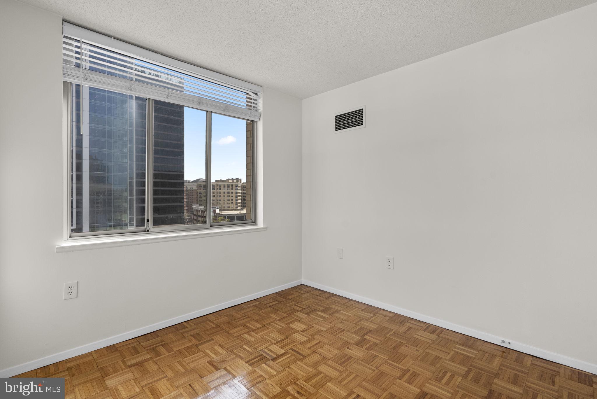 WOODMONT TRIANGLE - Residential