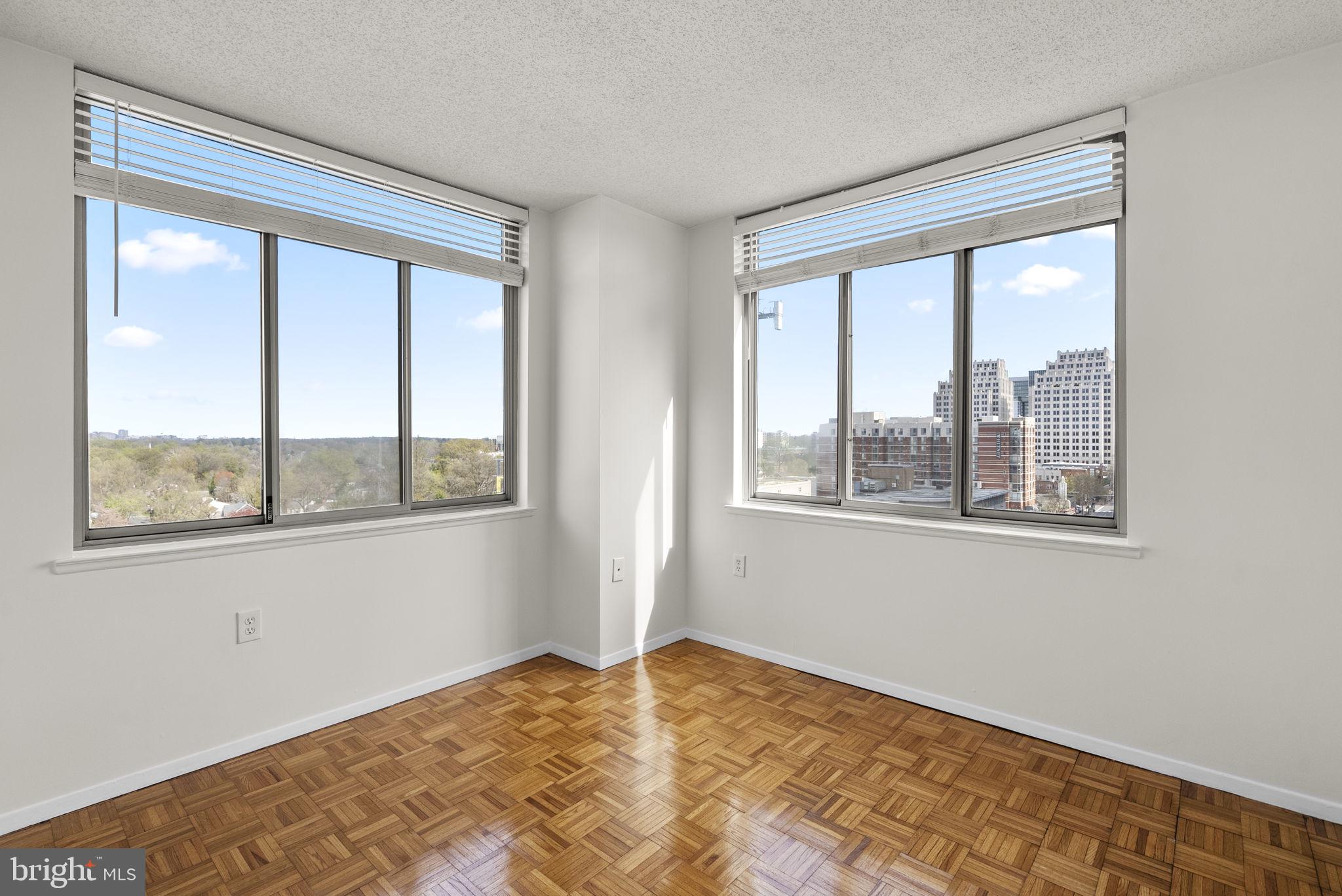 WOODMONT TRIANGLE - Residential