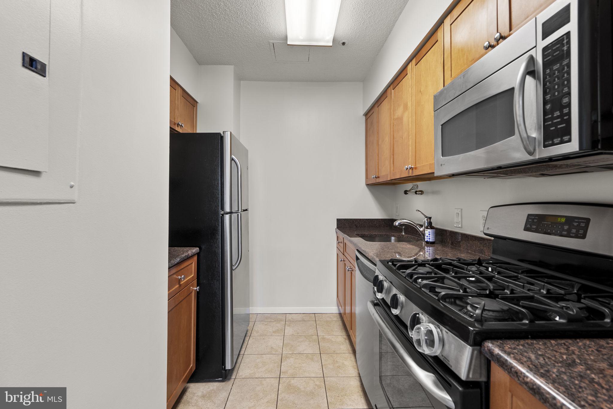 WOODMONT TRIANGLE - Residential