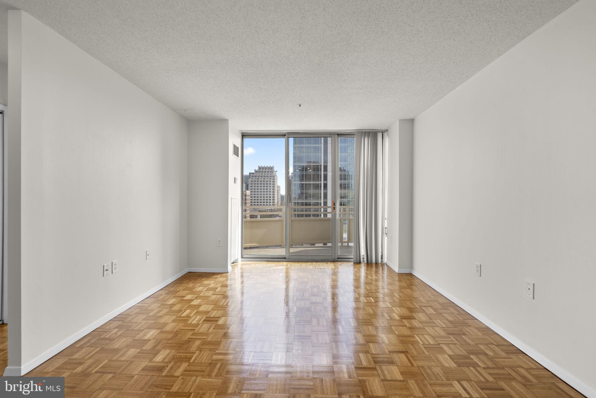 WOODMONT TRIANGLE - Residential