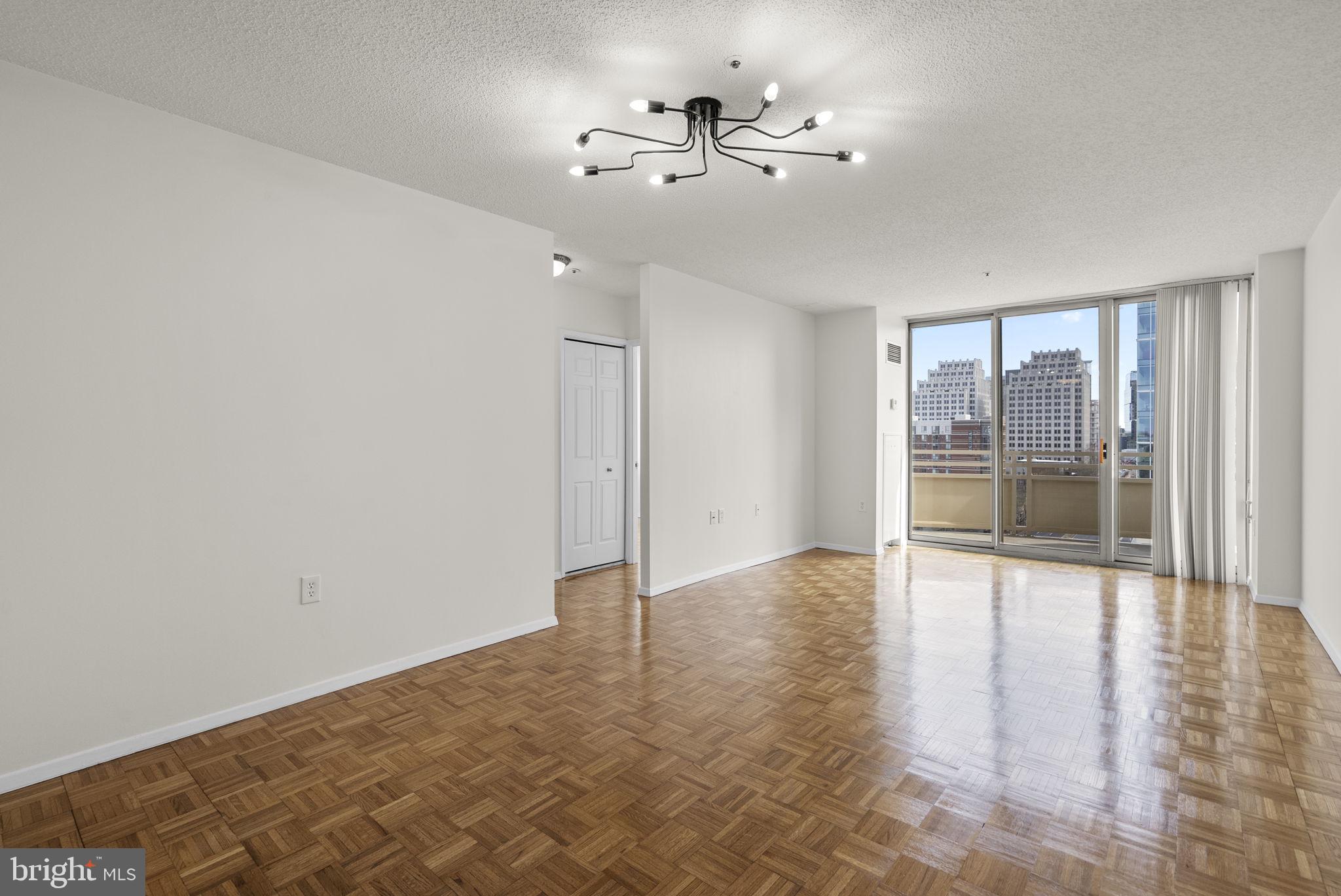 WOODMONT TRIANGLE - Residential