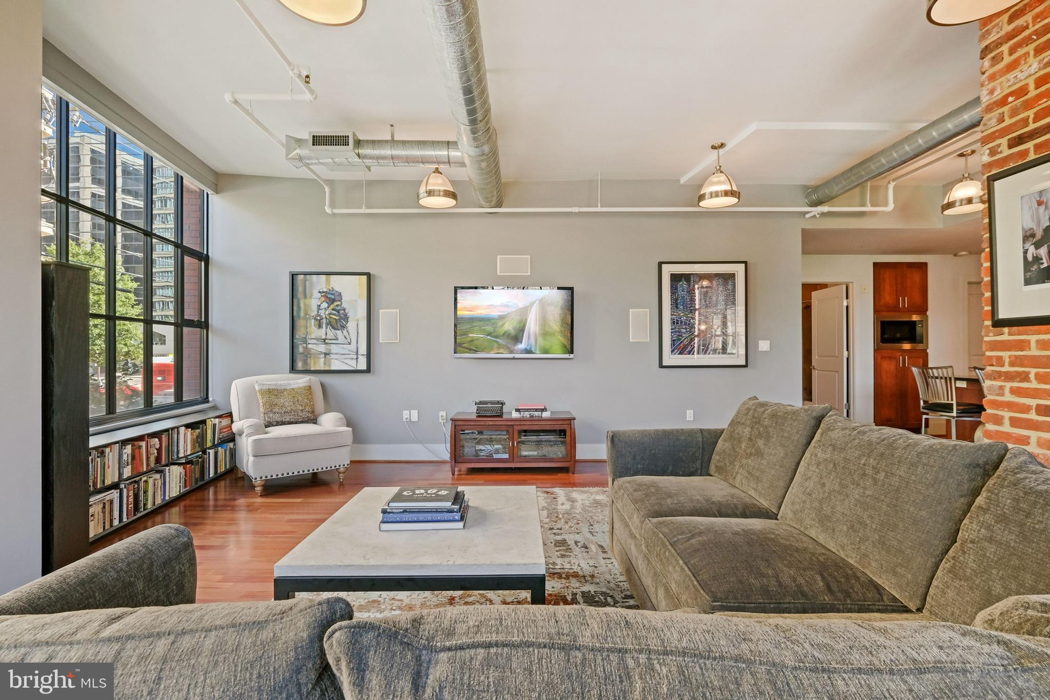 THE WOOSTER AND MERCER LOFTS - Residential