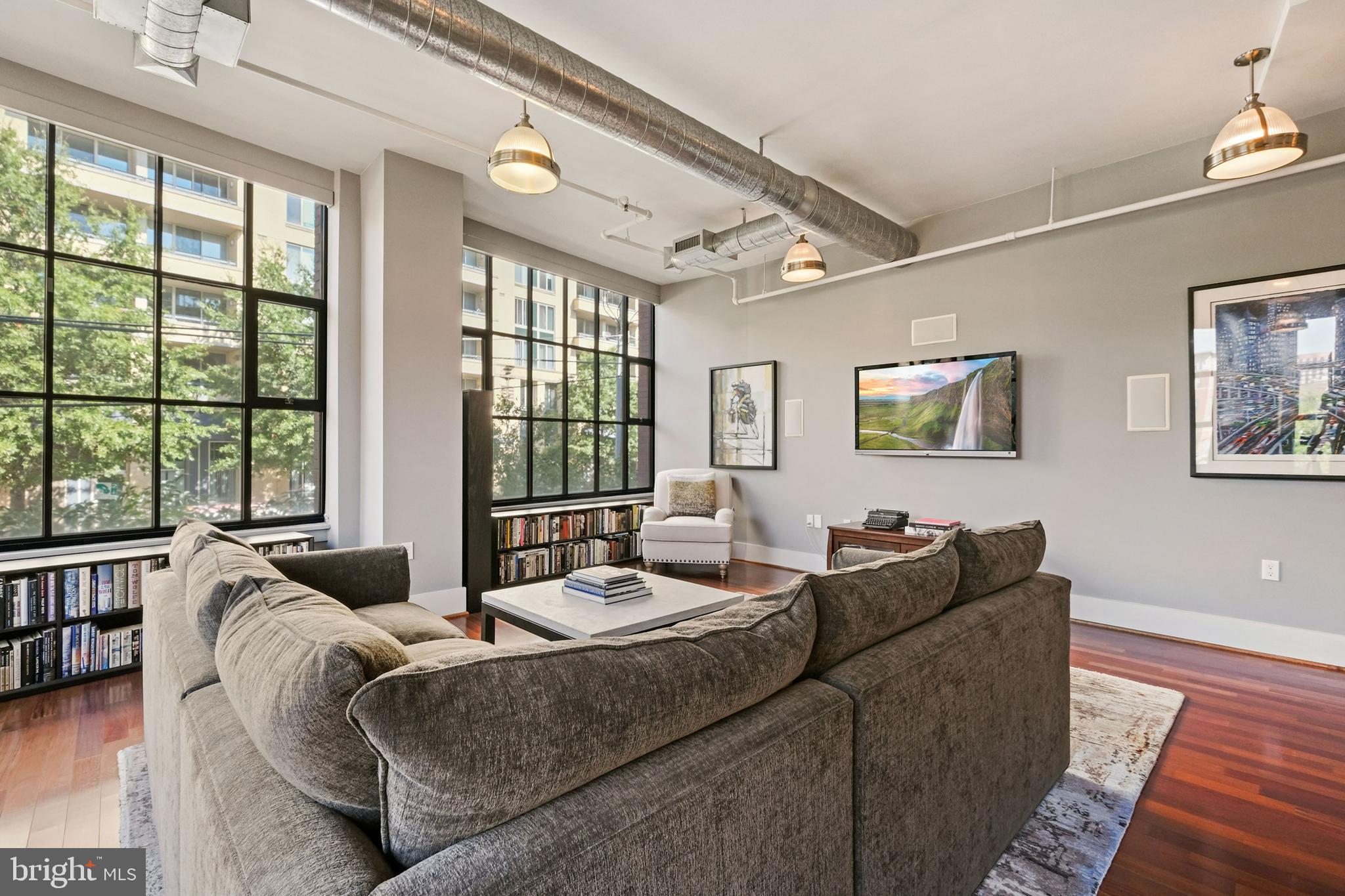 THE WOOSTER AND MERCER LOFTS - Residential