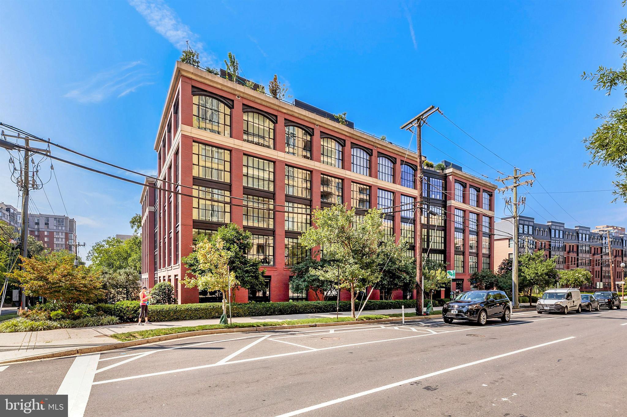 THE WOOSTER AND MERCER LOFTS - Residential