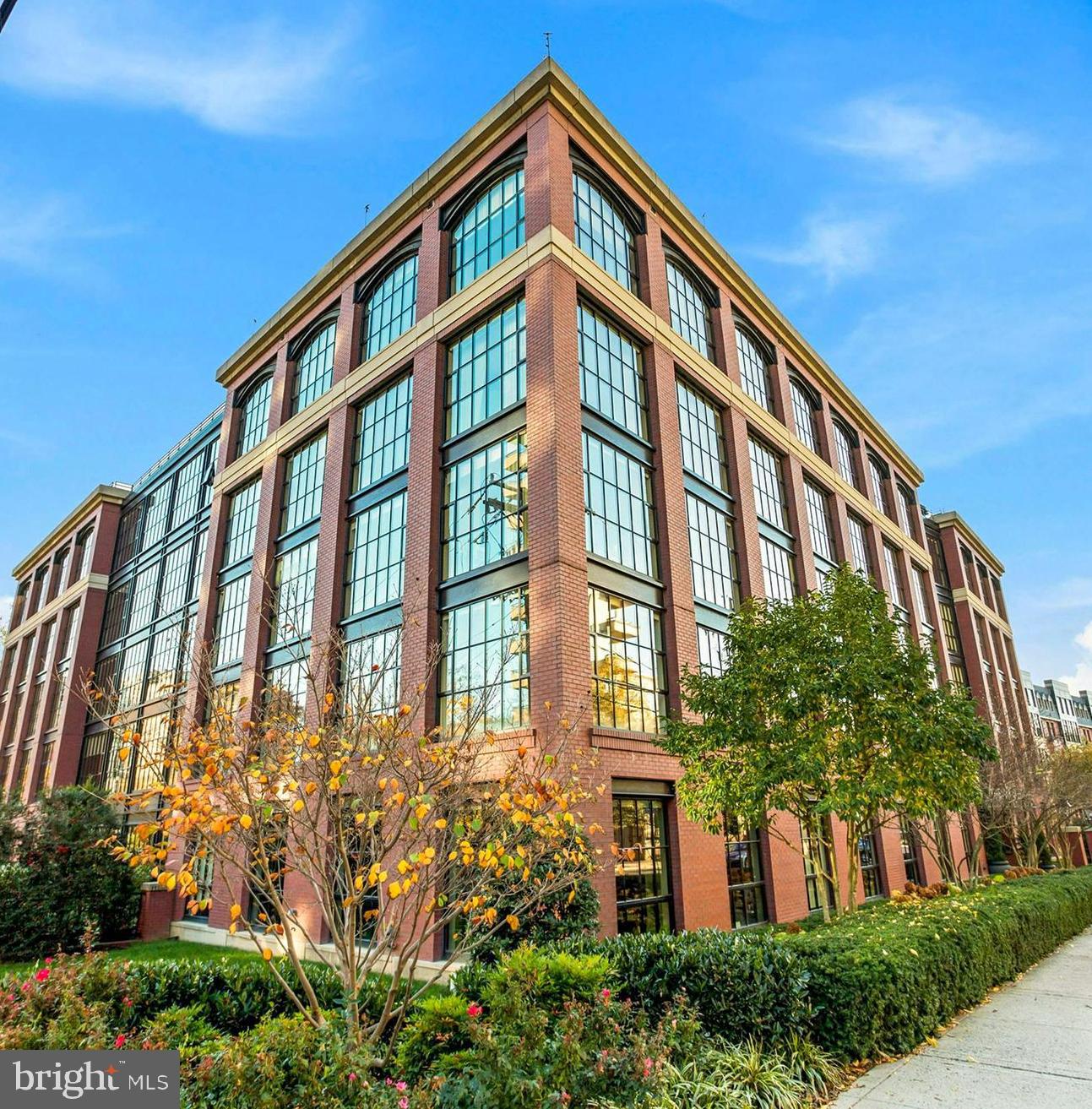 THE WOOSTER AND MERCER LOFTS - Residential