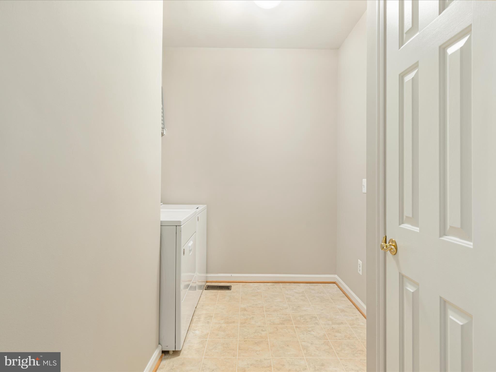 VILLAS AT THE RIDGES - Residential