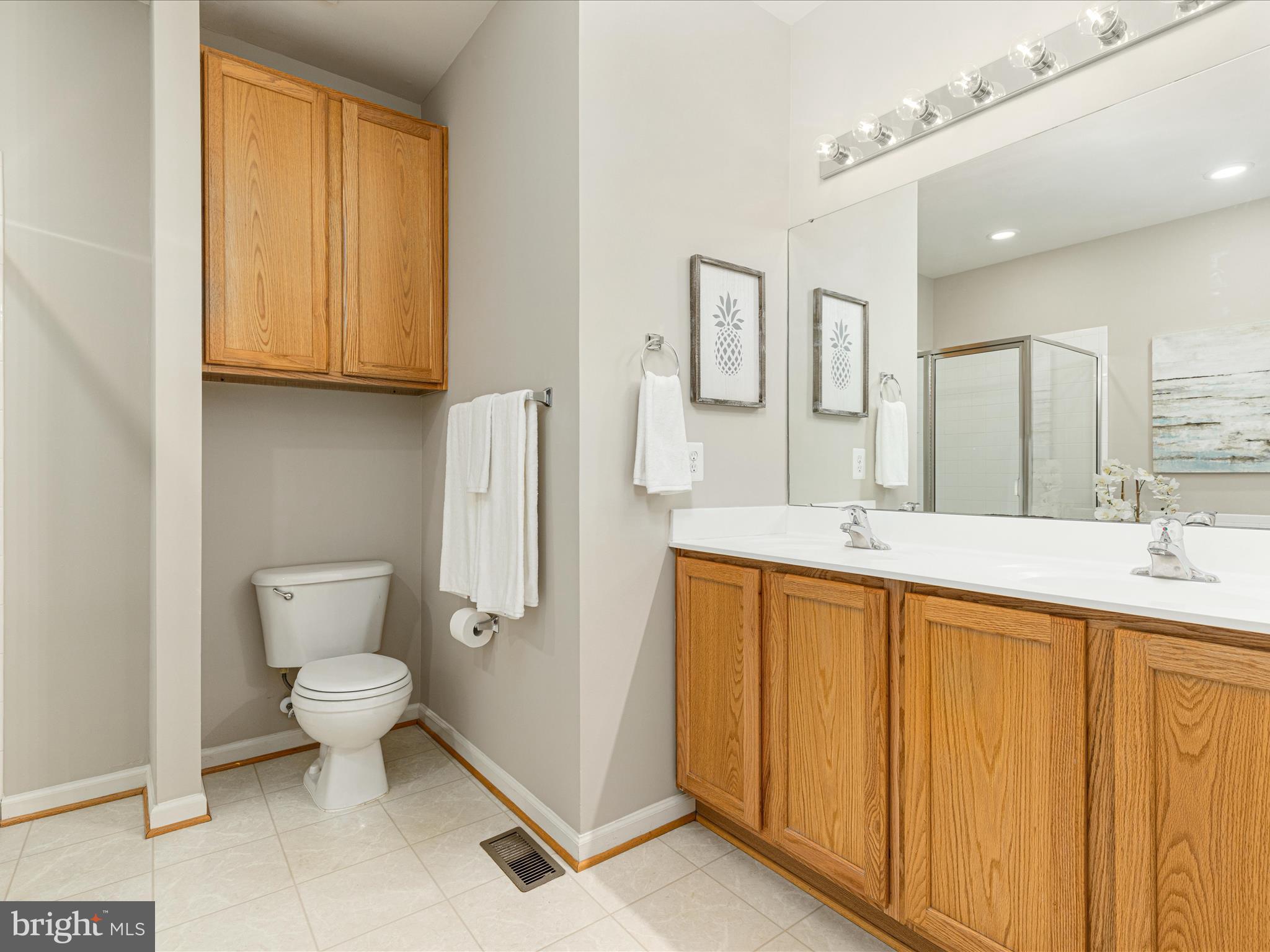 VILLAS AT THE RIDGES - Residential