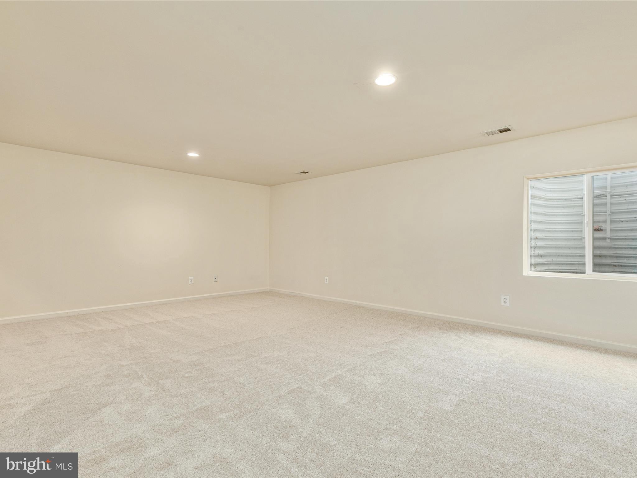 VILLAS AT THE RIDGES - Residential