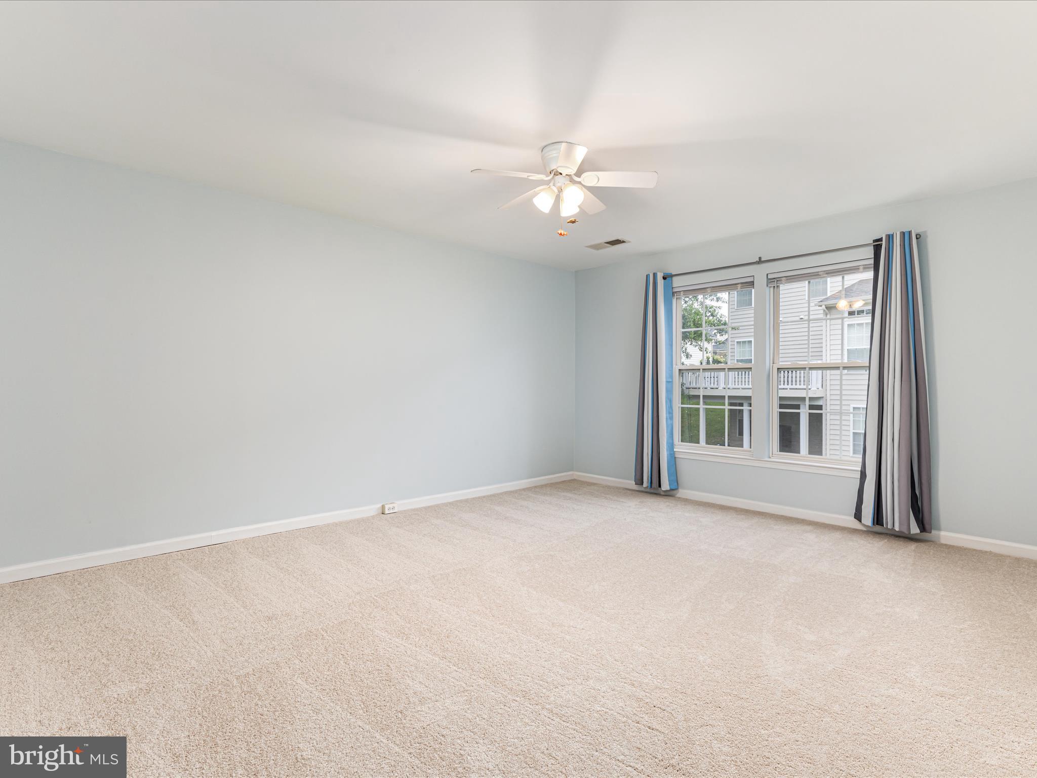 VILLAS AT THE RIDGES - Residential