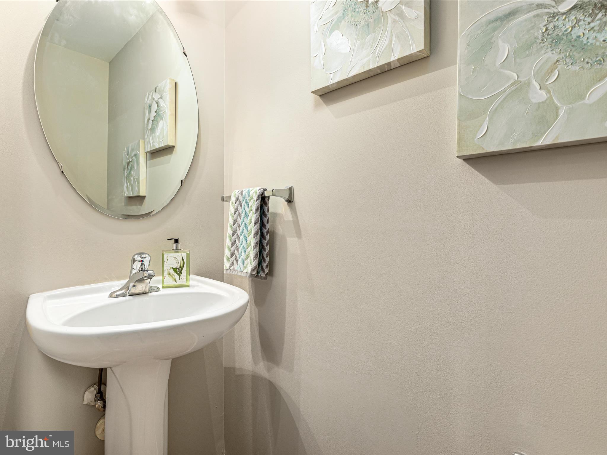 VILLAS AT THE RIDGES - Residential