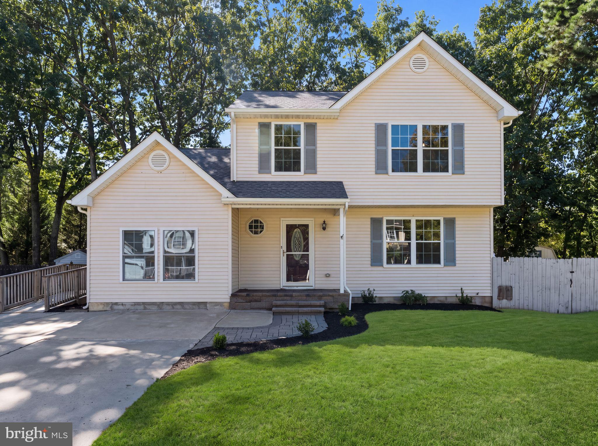 47 COUNTRY CLUB ROAD