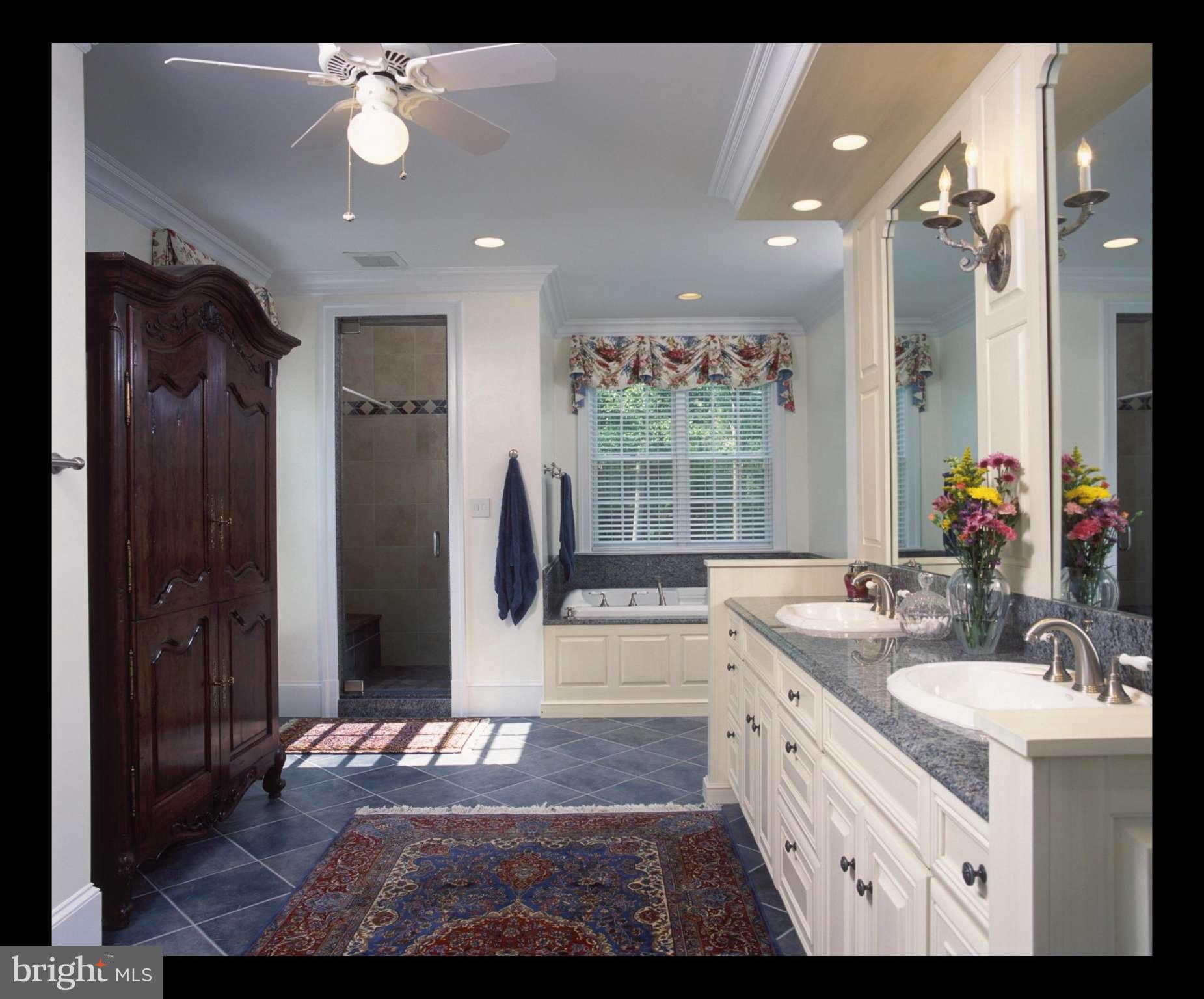 HUNTERS VALLEY MINCHEWS - Residential