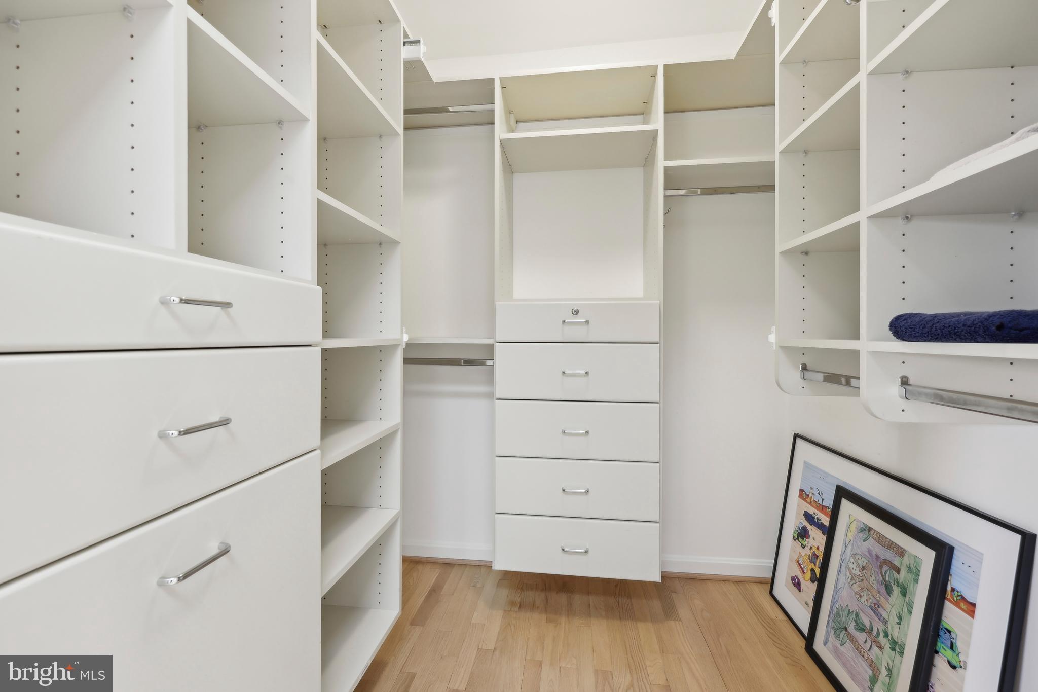 WESTMORELAND HILLS - Residential