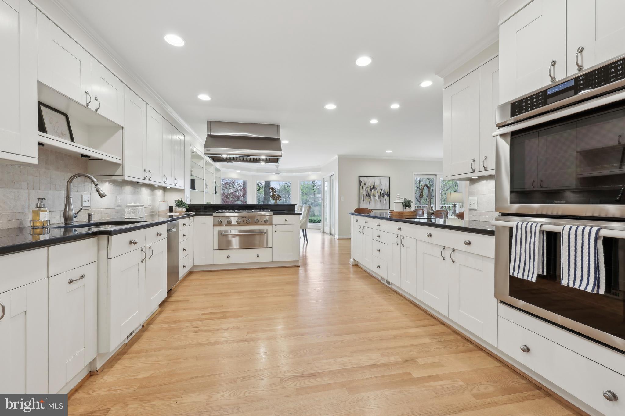 WESTMORELAND HILLS - Residential