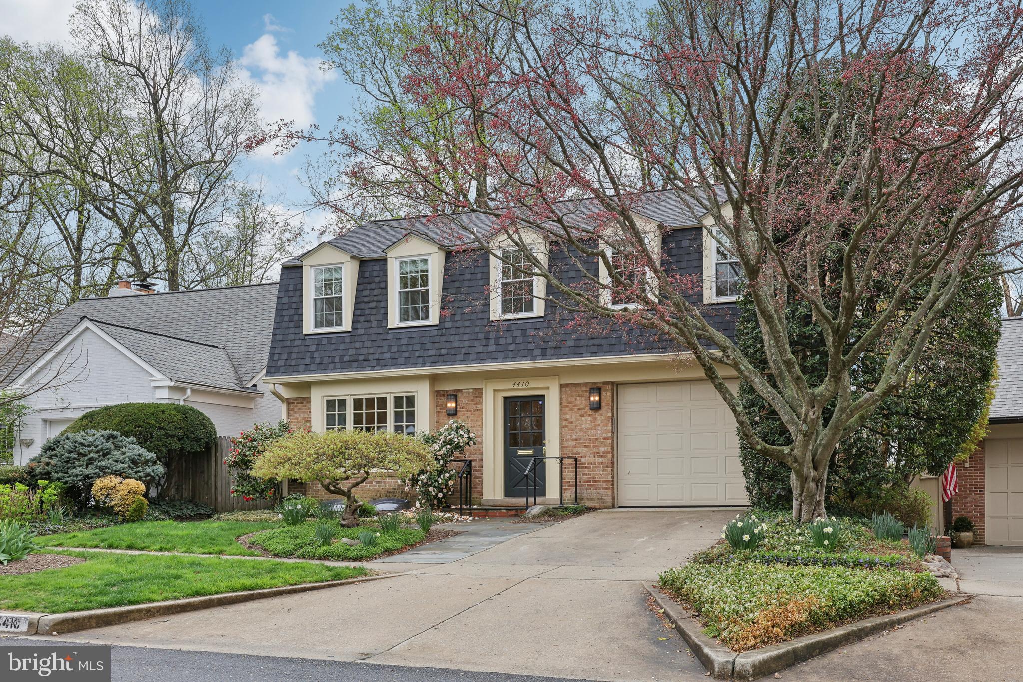 WESTMORELAND HILLS - Residential