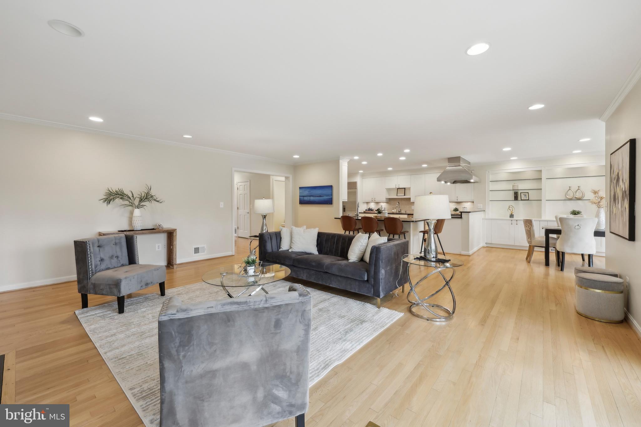 WESTMORELAND HILLS - Residential