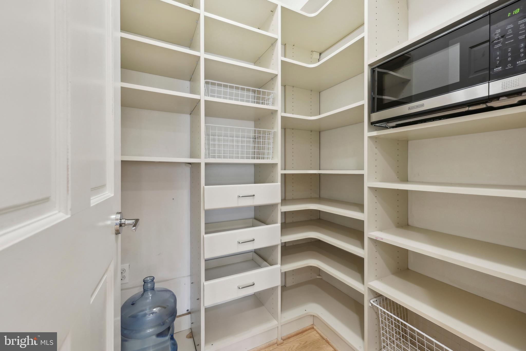 WESTMORELAND HILLS - Residential