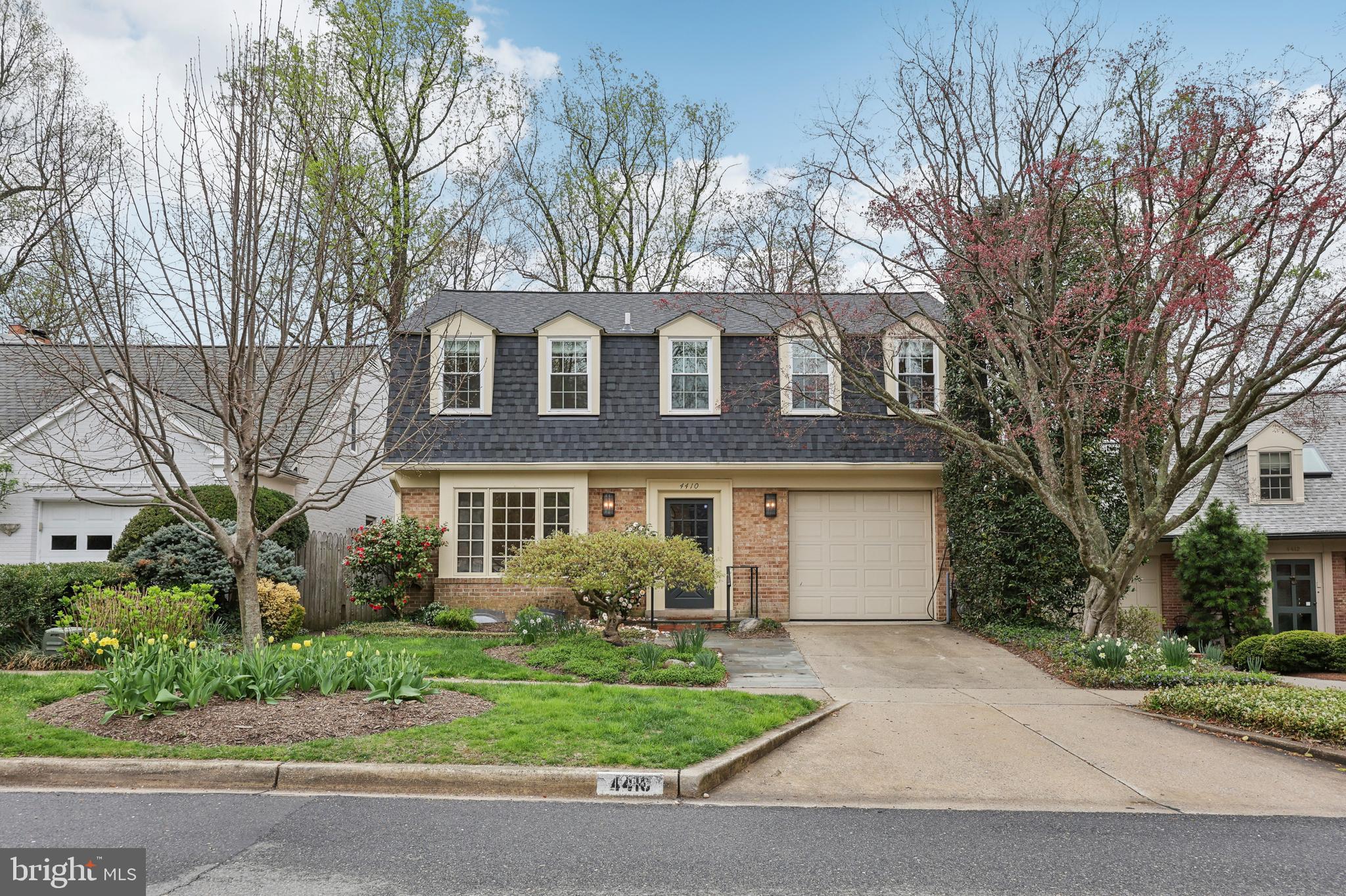 WESTMORELAND HILLS - Residential