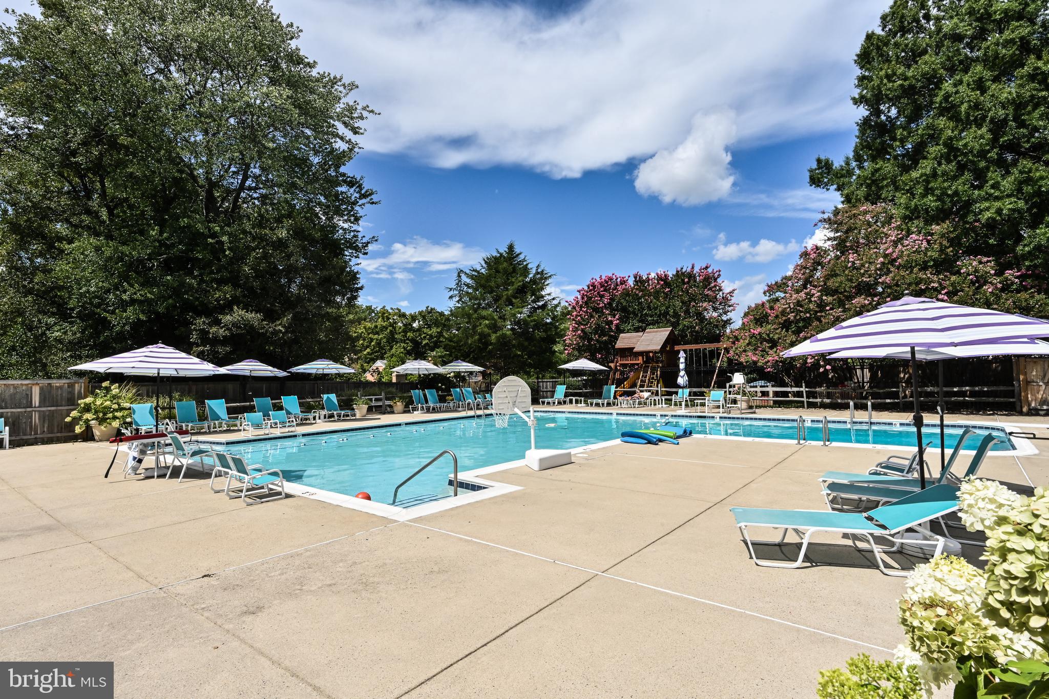 WESTMORELAND HILLS - Residential