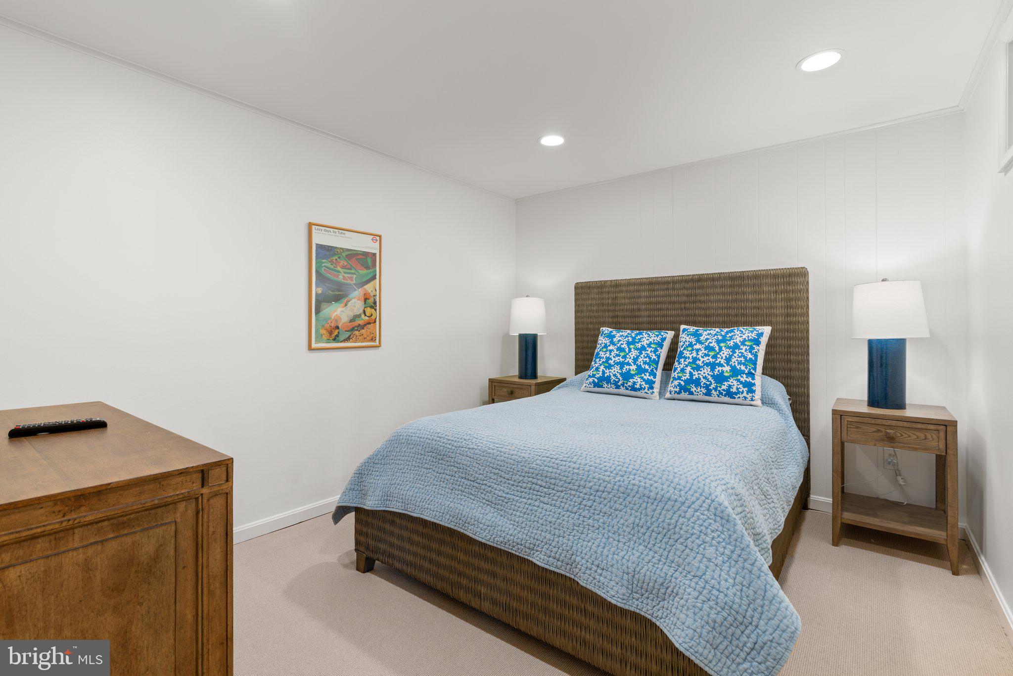 WESTMORELAND HILLS - Residential