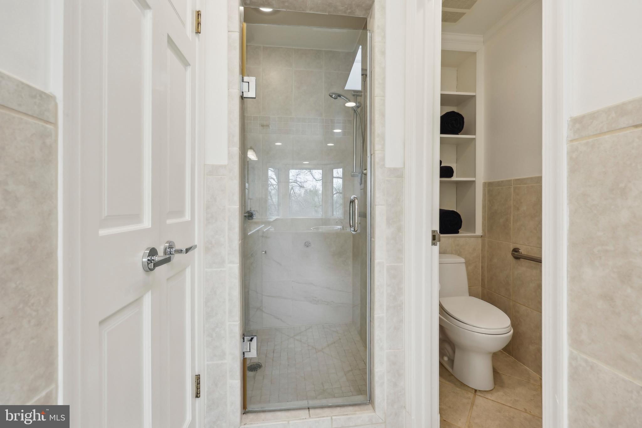 WESTMORELAND HILLS - Residential