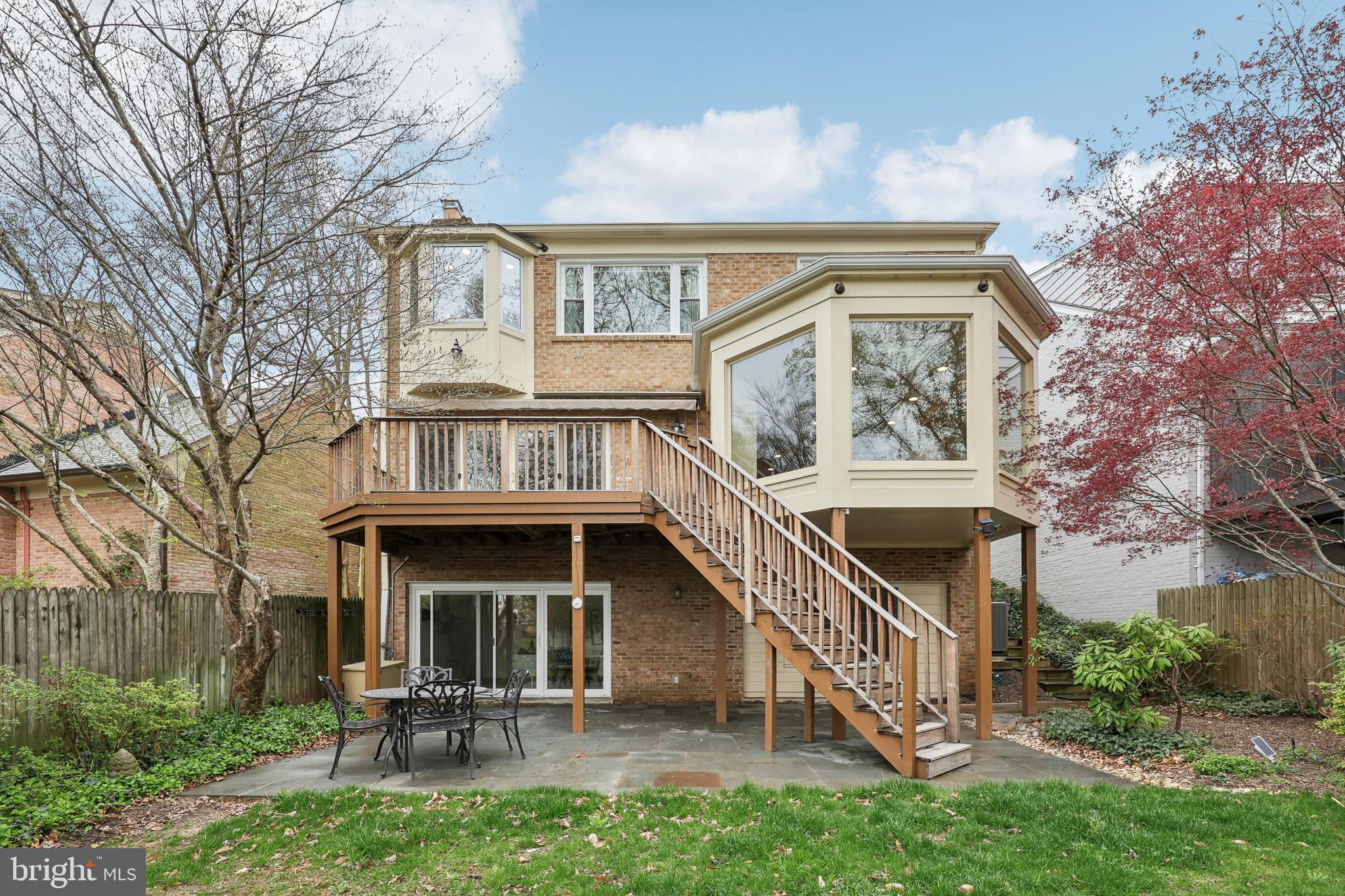 WESTMORELAND HILLS - Residential