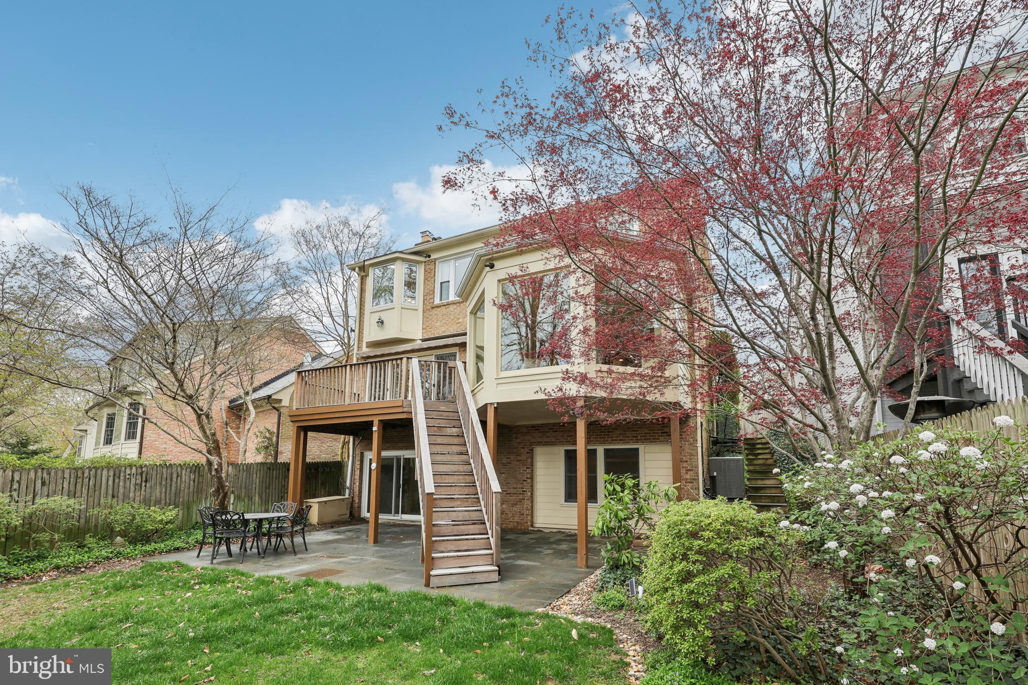 WESTMORELAND HILLS - Residential