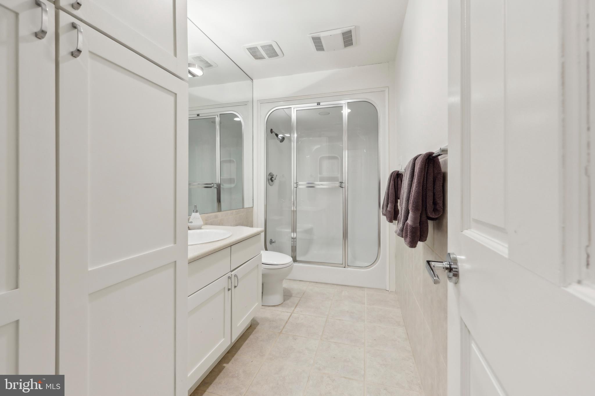 WESTMORELAND HILLS - Residential