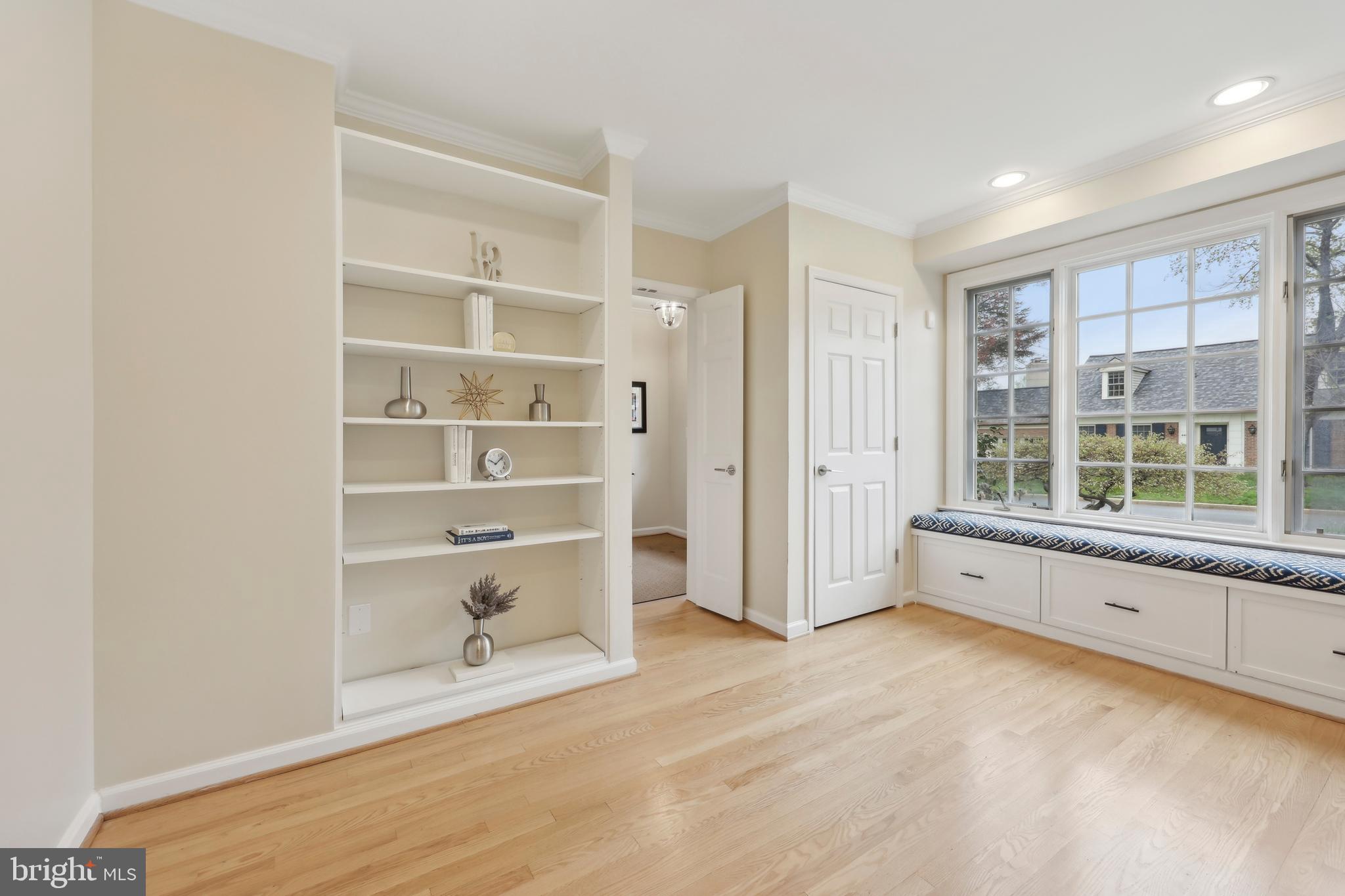 WESTMORELAND HILLS - Residential