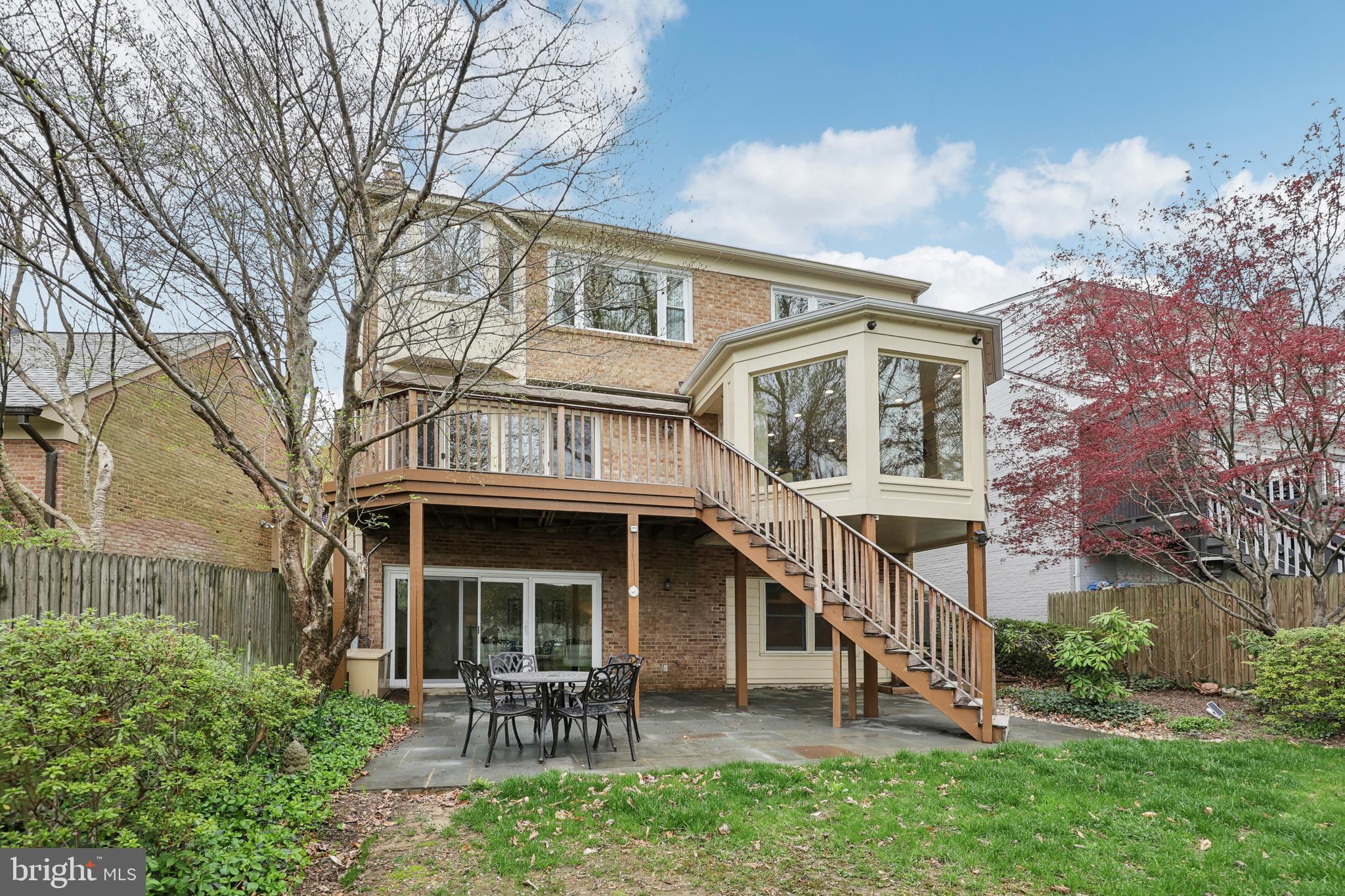 WESTMORELAND HILLS - Residential