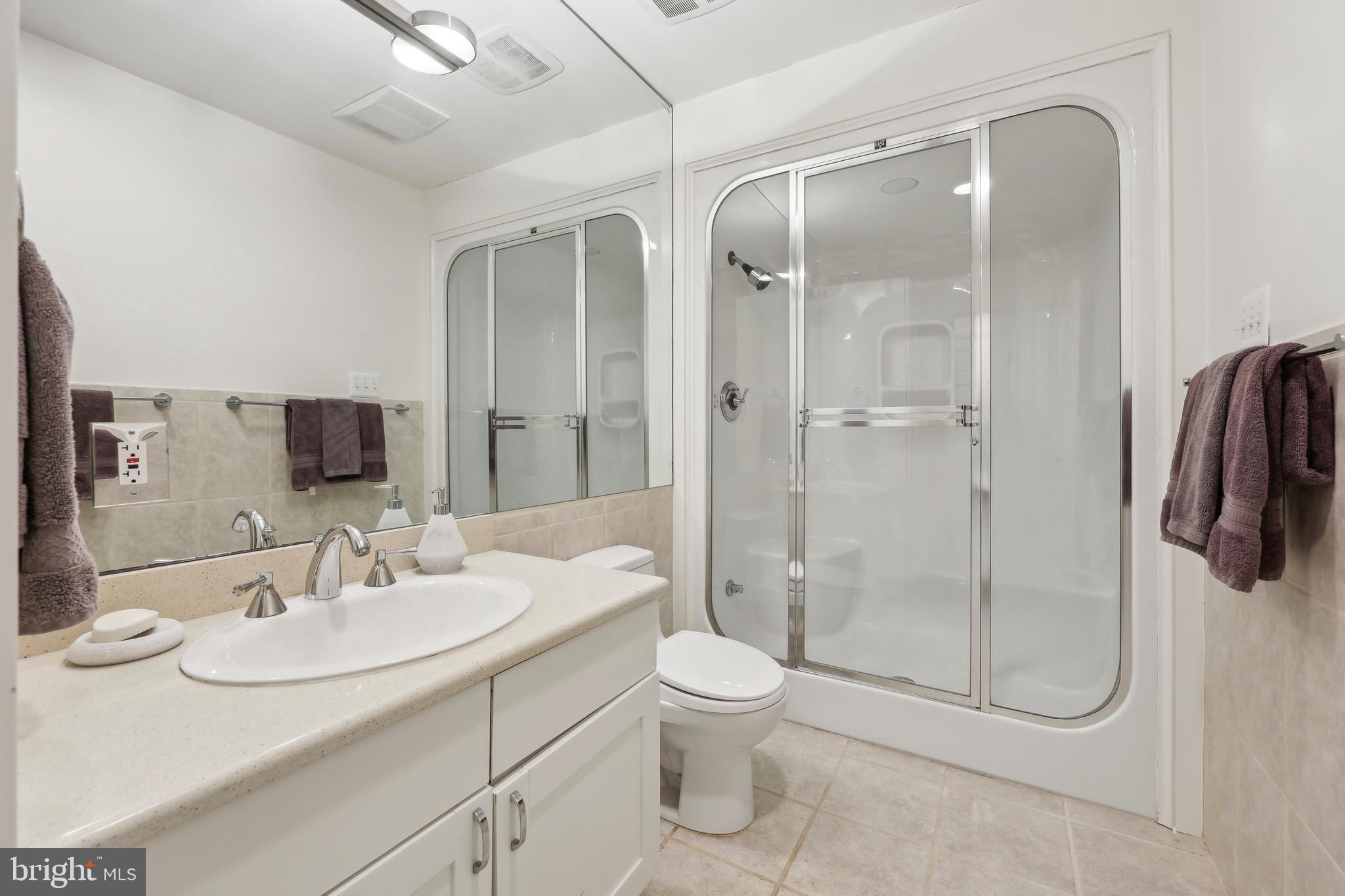 WESTMORELAND HILLS - Residential