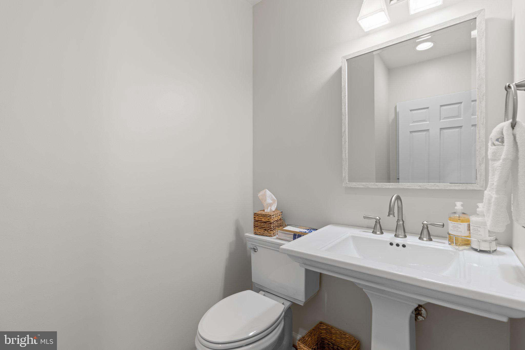 WESTMORELAND HILLS - Residential