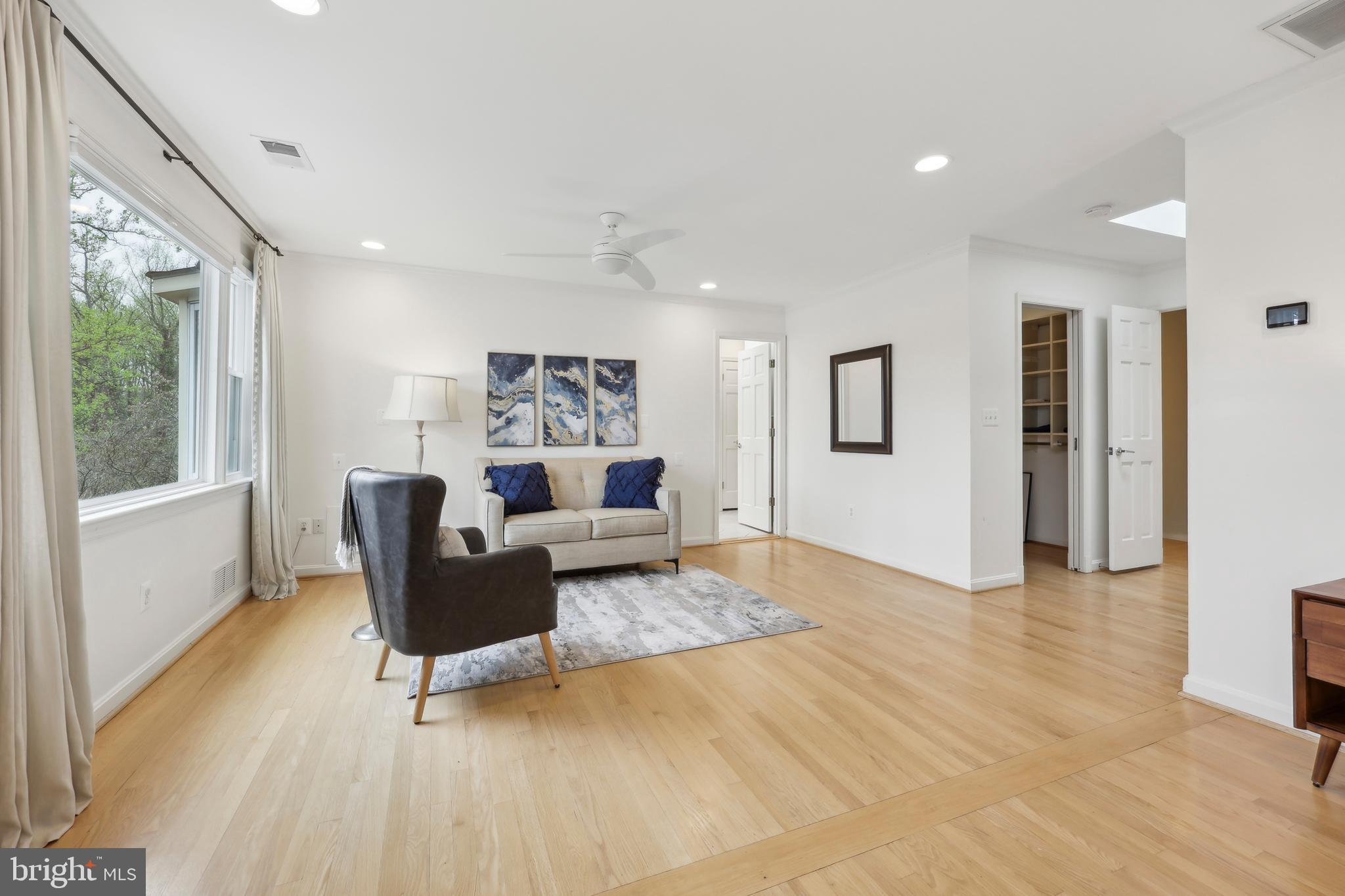 WESTMORELAND HILLS - Residential