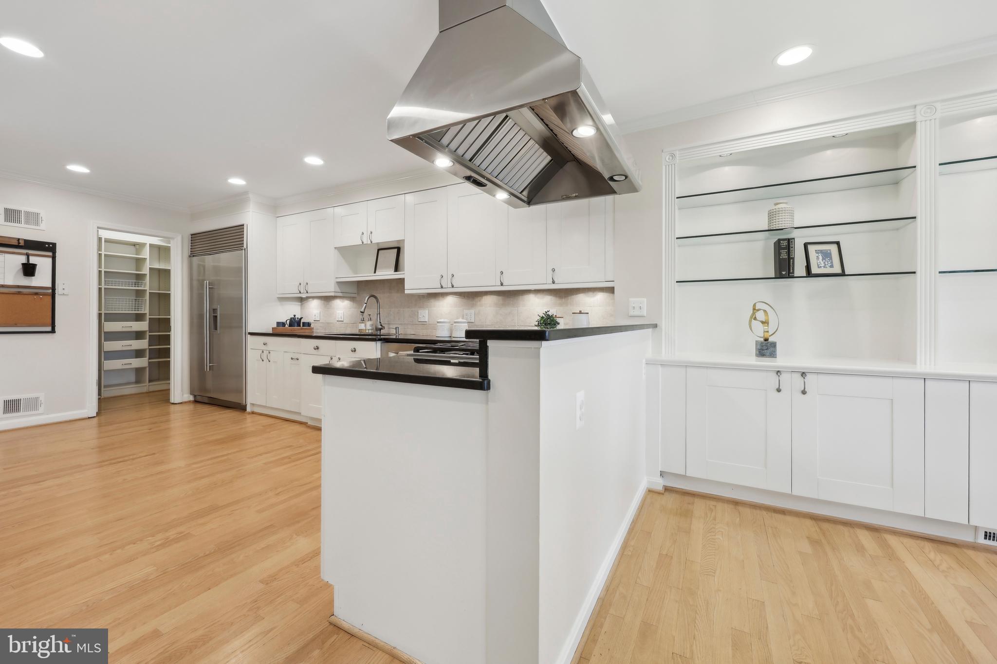 WESTMORELAND HILLS - Residential