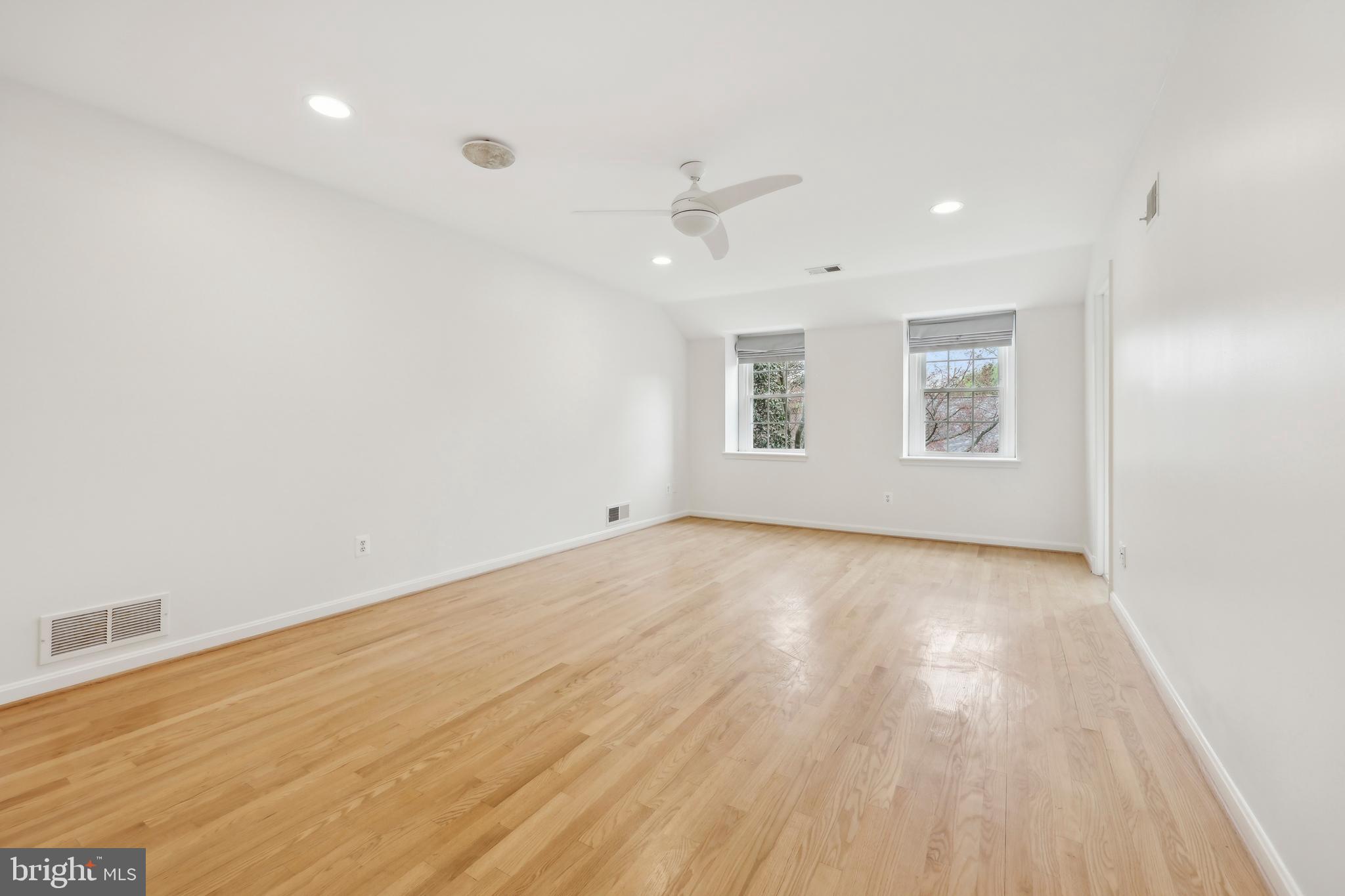 WESTMORELAND HILLS - Residential