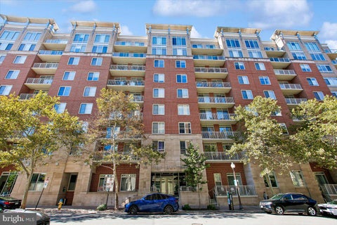 Photo of 820 N Pollard Street #612, ARLINGTON, VA 22203 (MLS # VAAR2080886)