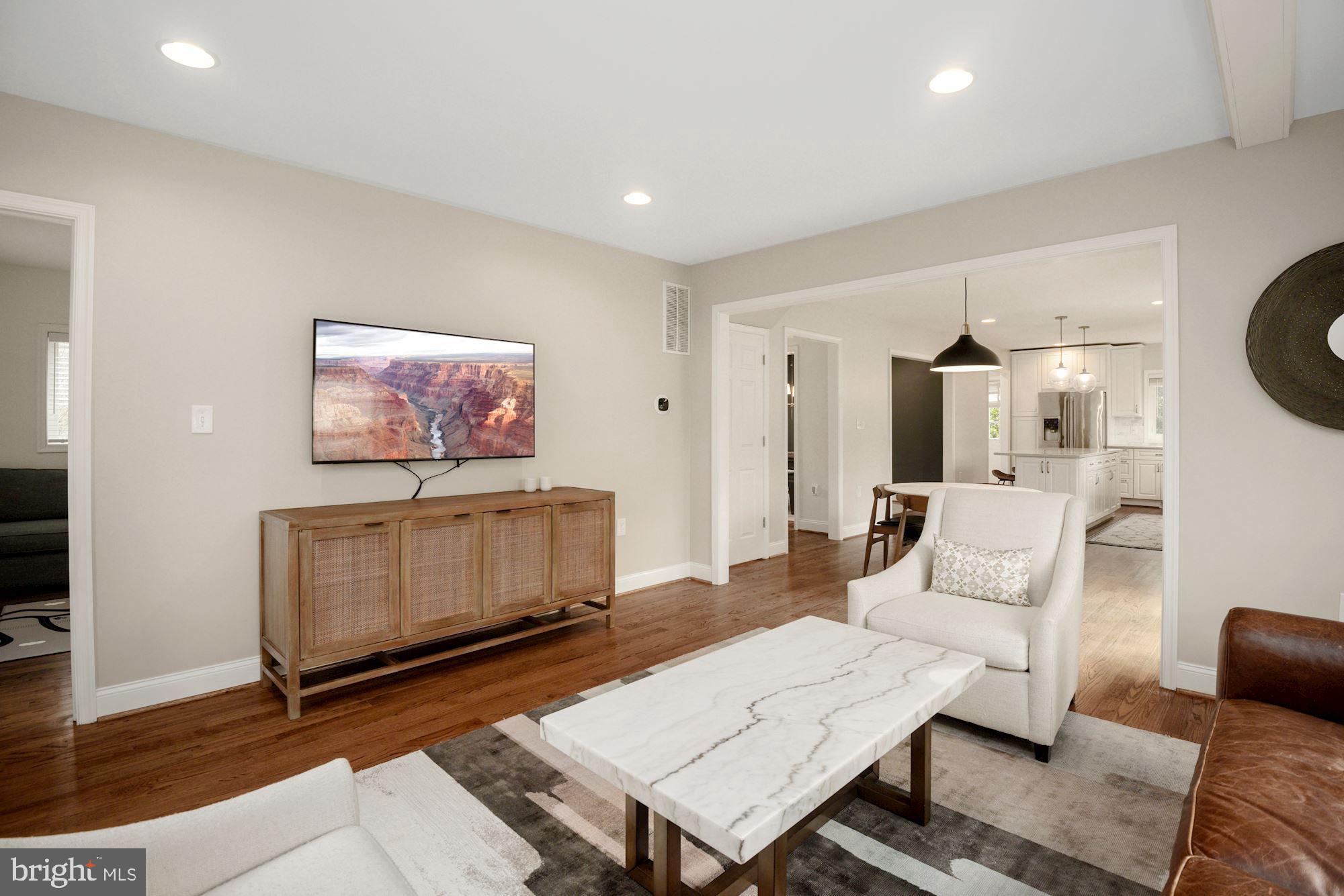 WOODMOOR - Residential