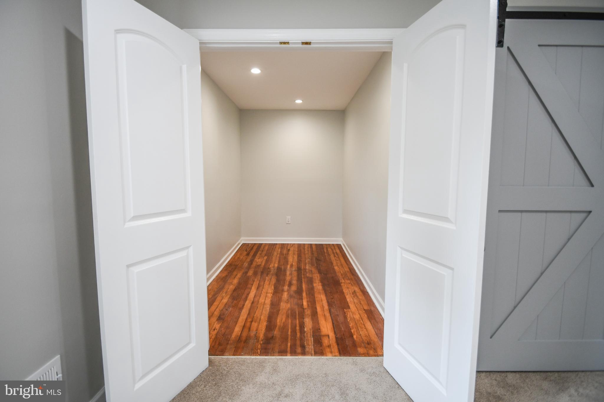 LANSDOWNE - Residential