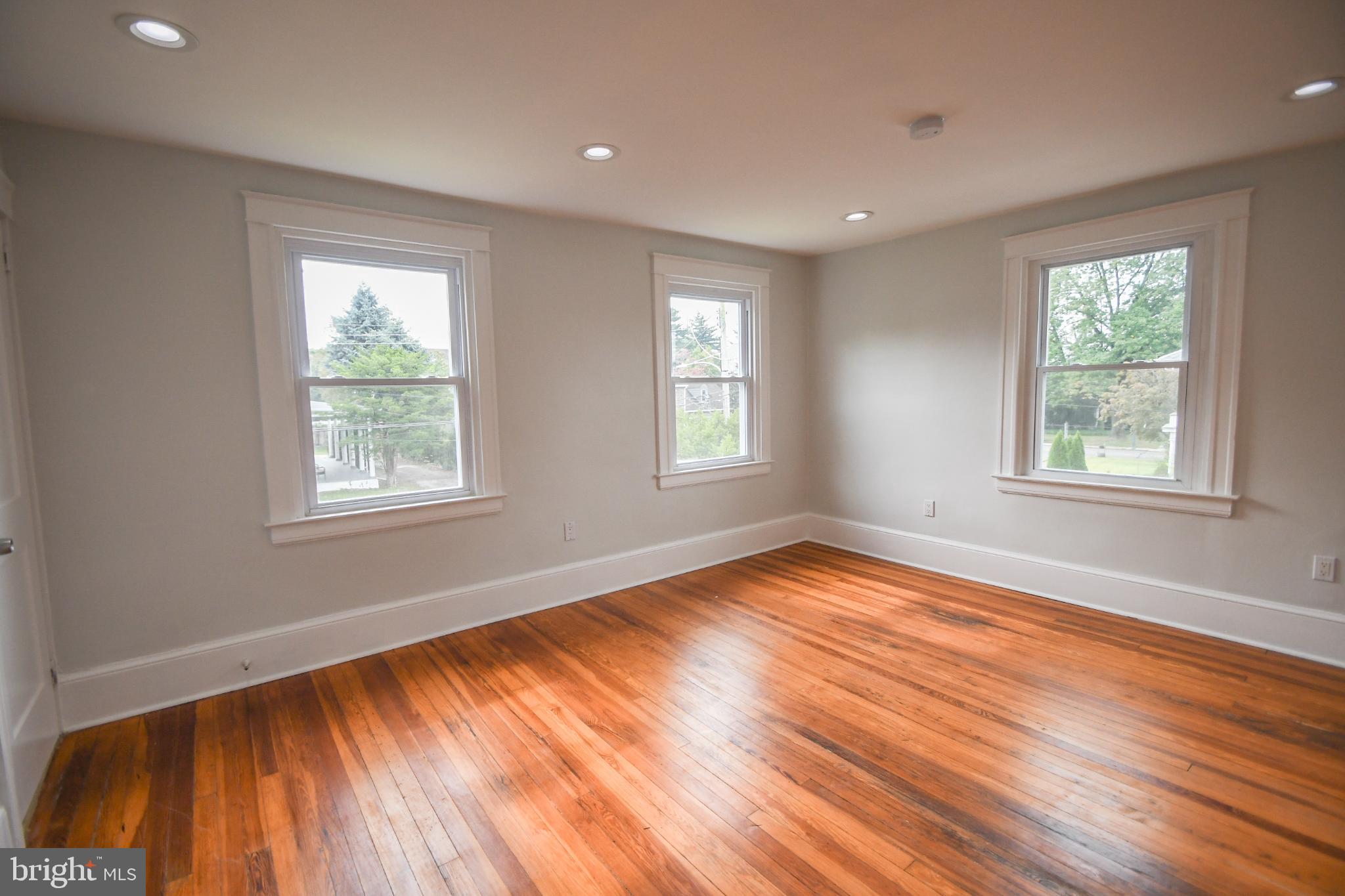 LANSDOWNE - Residential