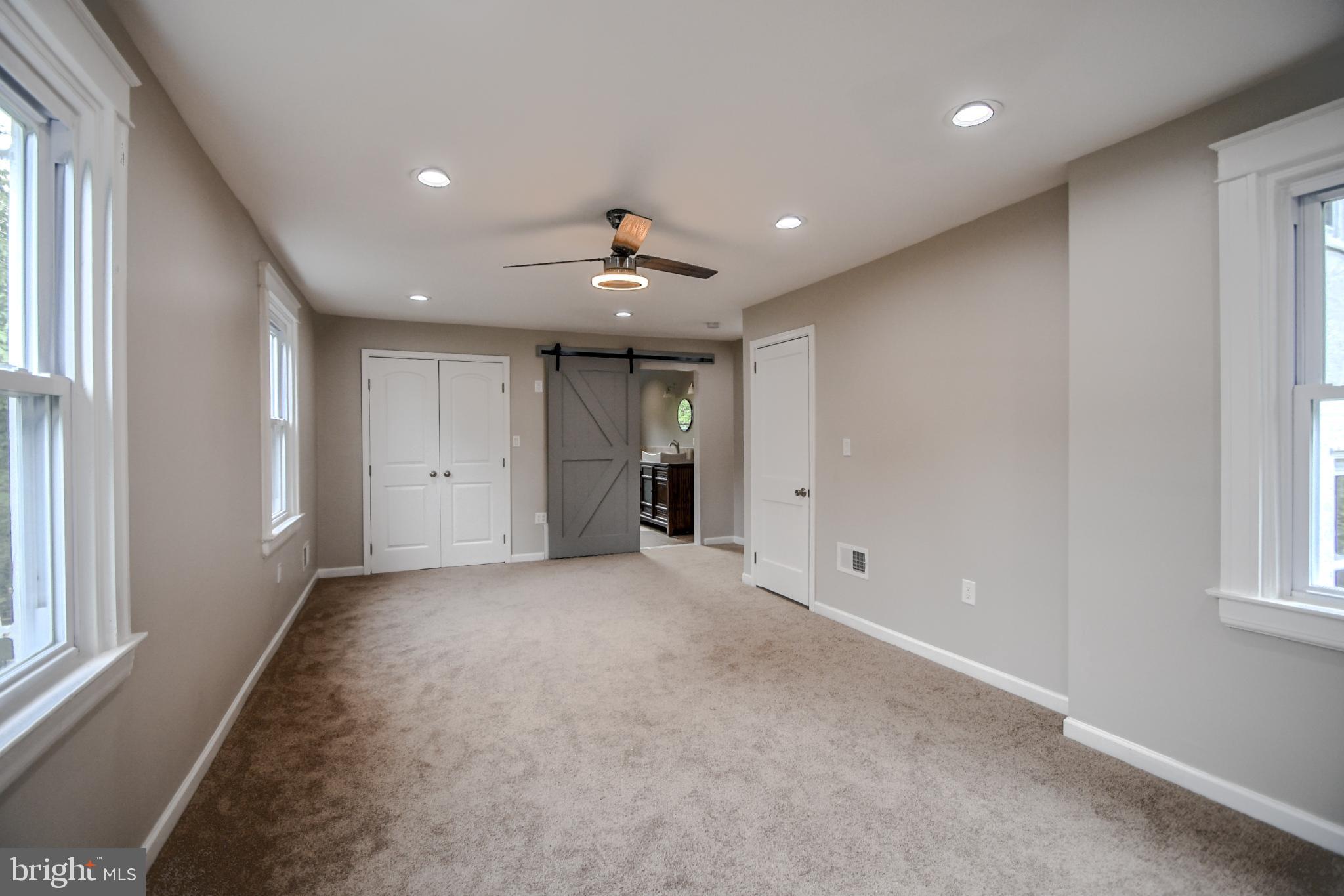 LANSDOWNE - Residential