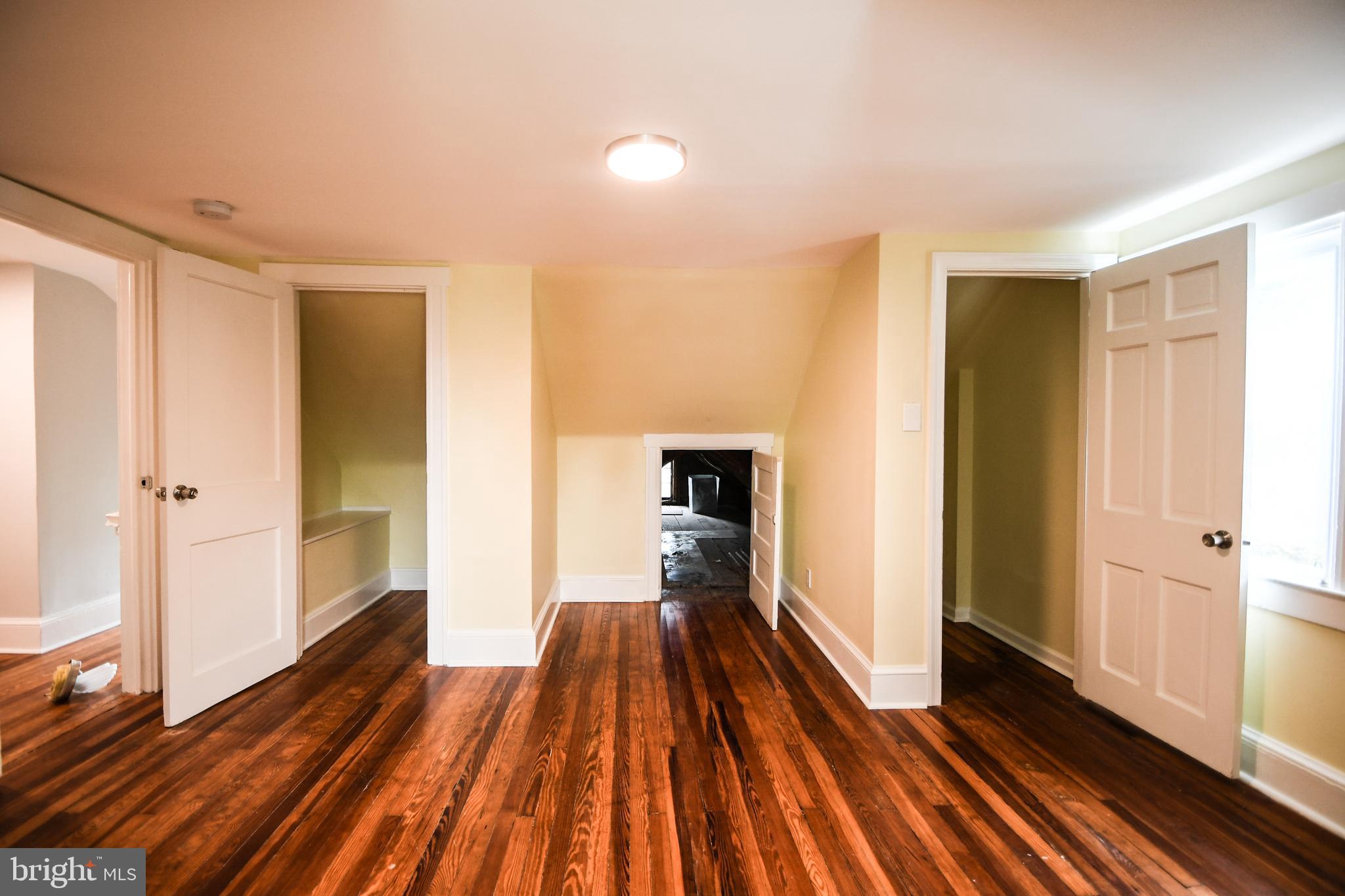 LANSDOWNE - Residential