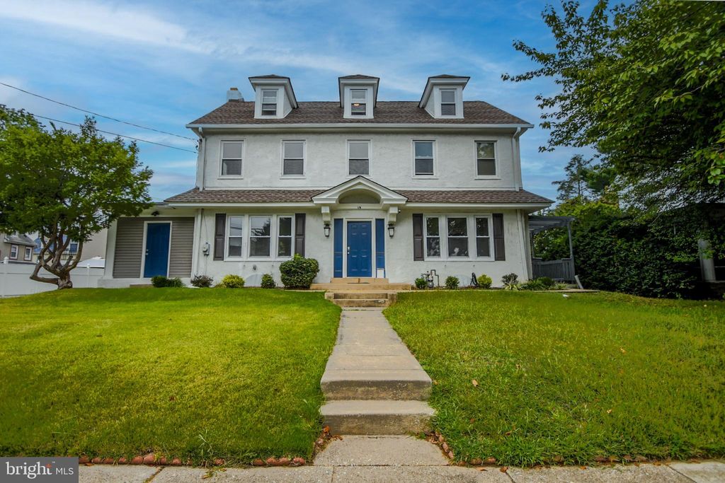 Photo of 15 E Albemarle Avenue, LANSDOWNE, PA 19050 (MLS # PADE2101002)