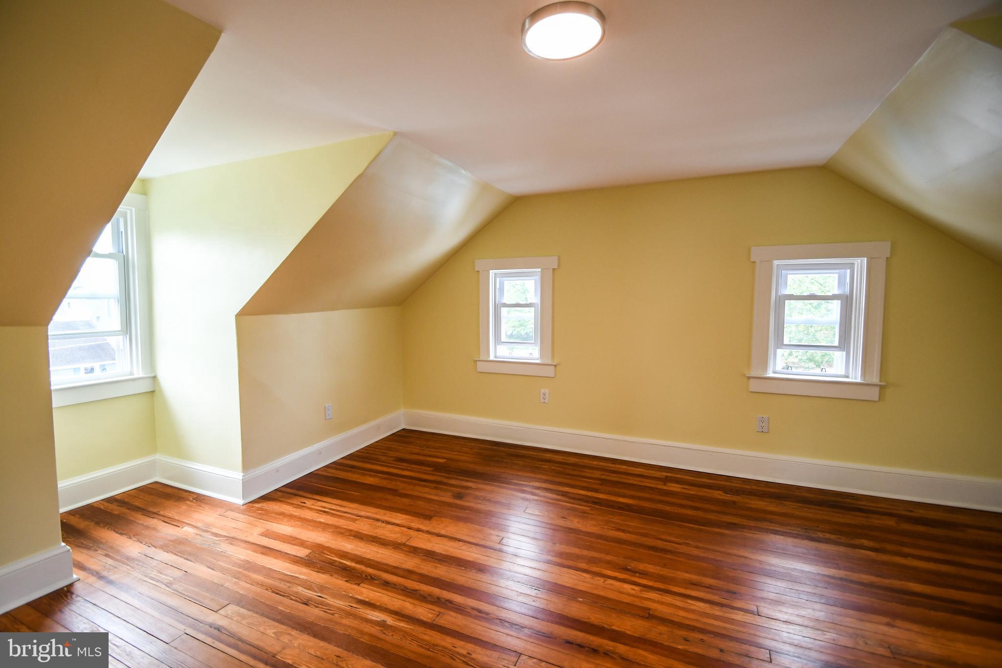 LANSDOWNE - Residential