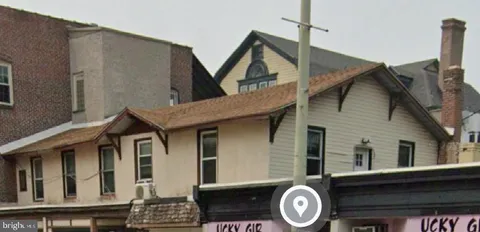 3 W Lancaster Avenue, Ardmore, PA MLS: PAMC2161534