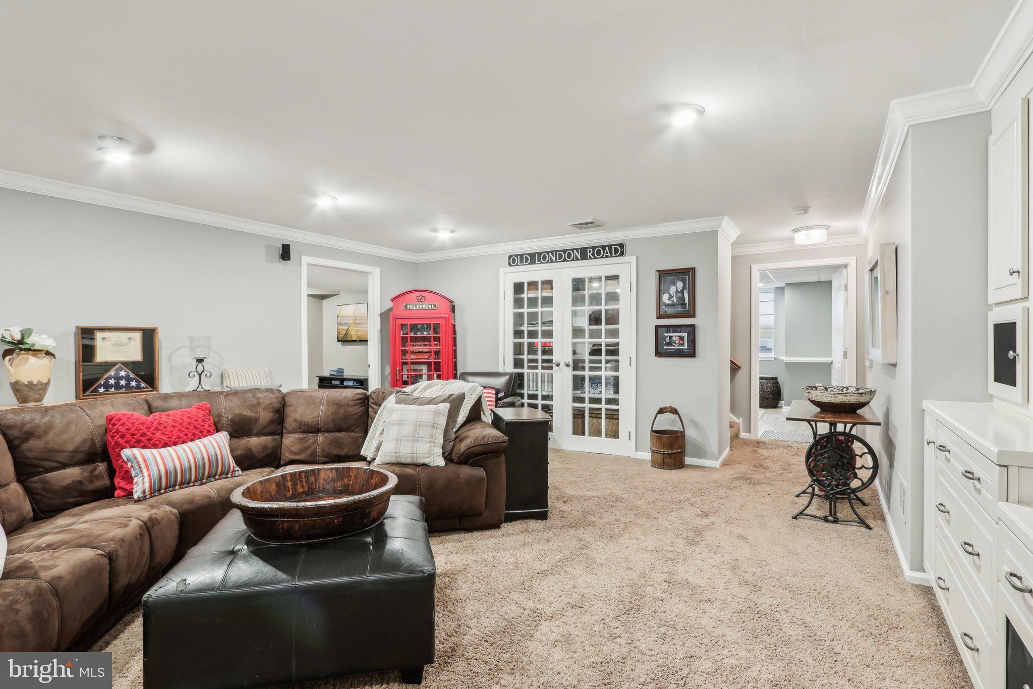 SPRING MILL - Residential