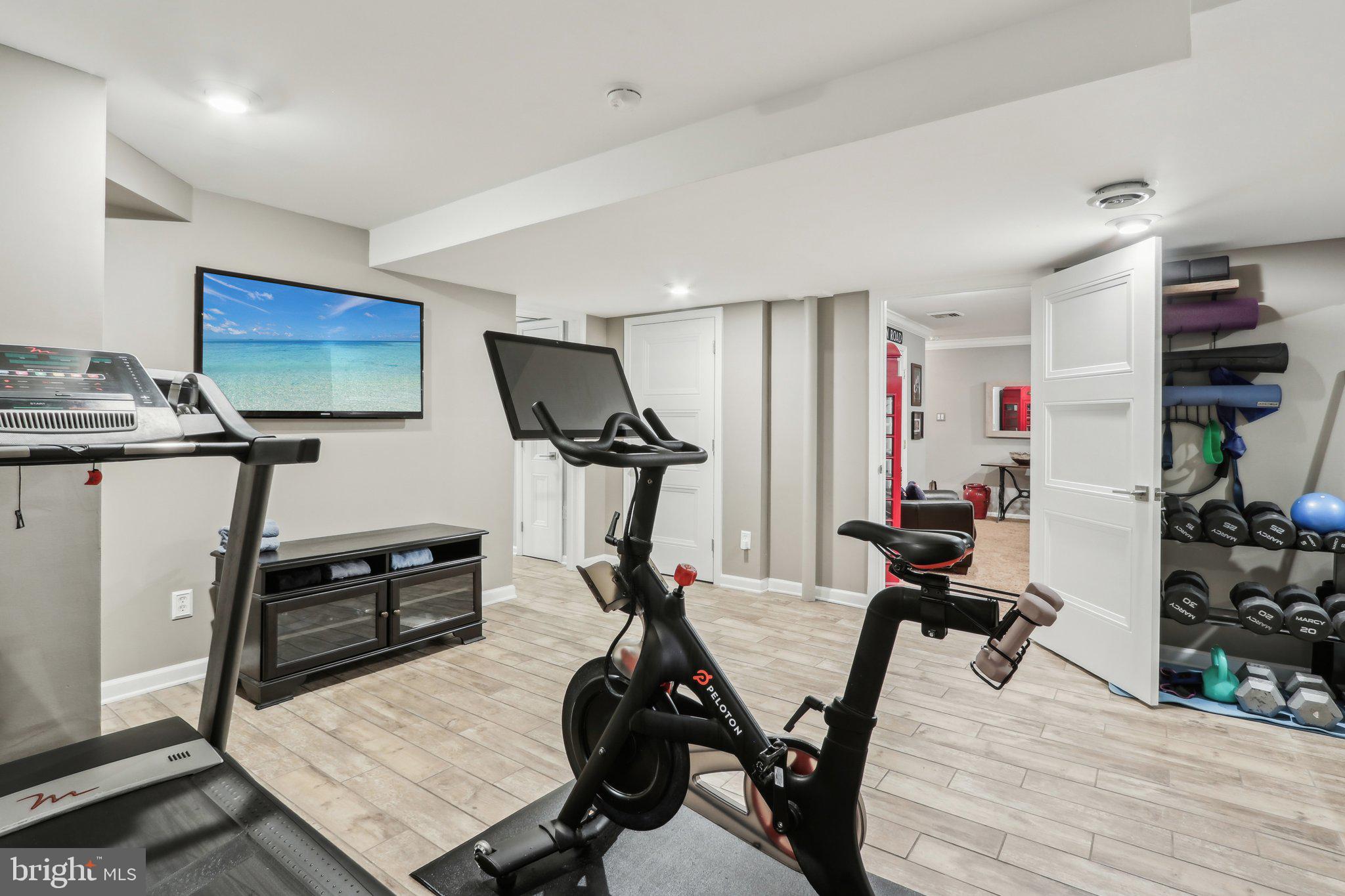 SPRING MILL - Residential