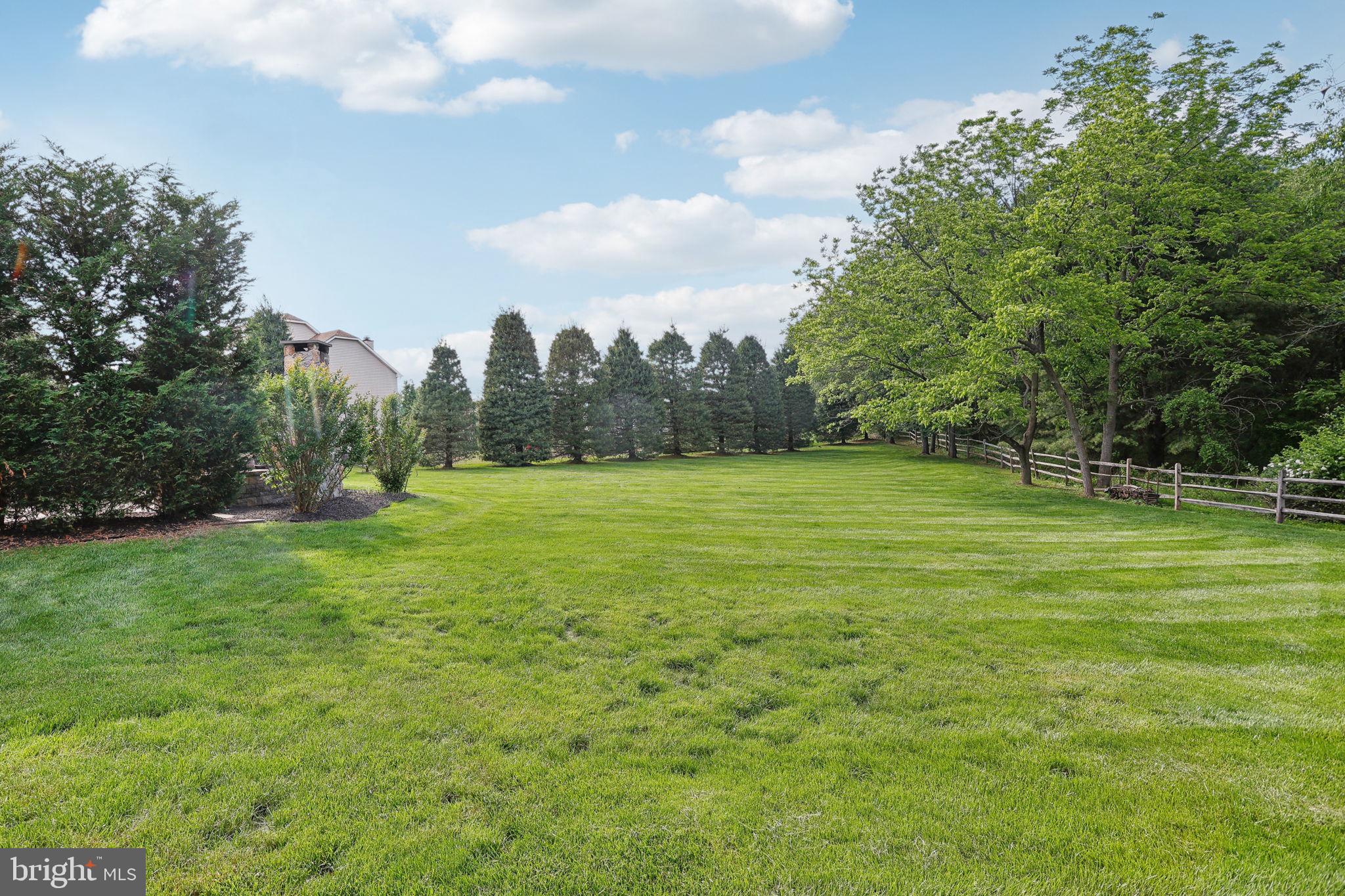 SPRING MILL - Residential