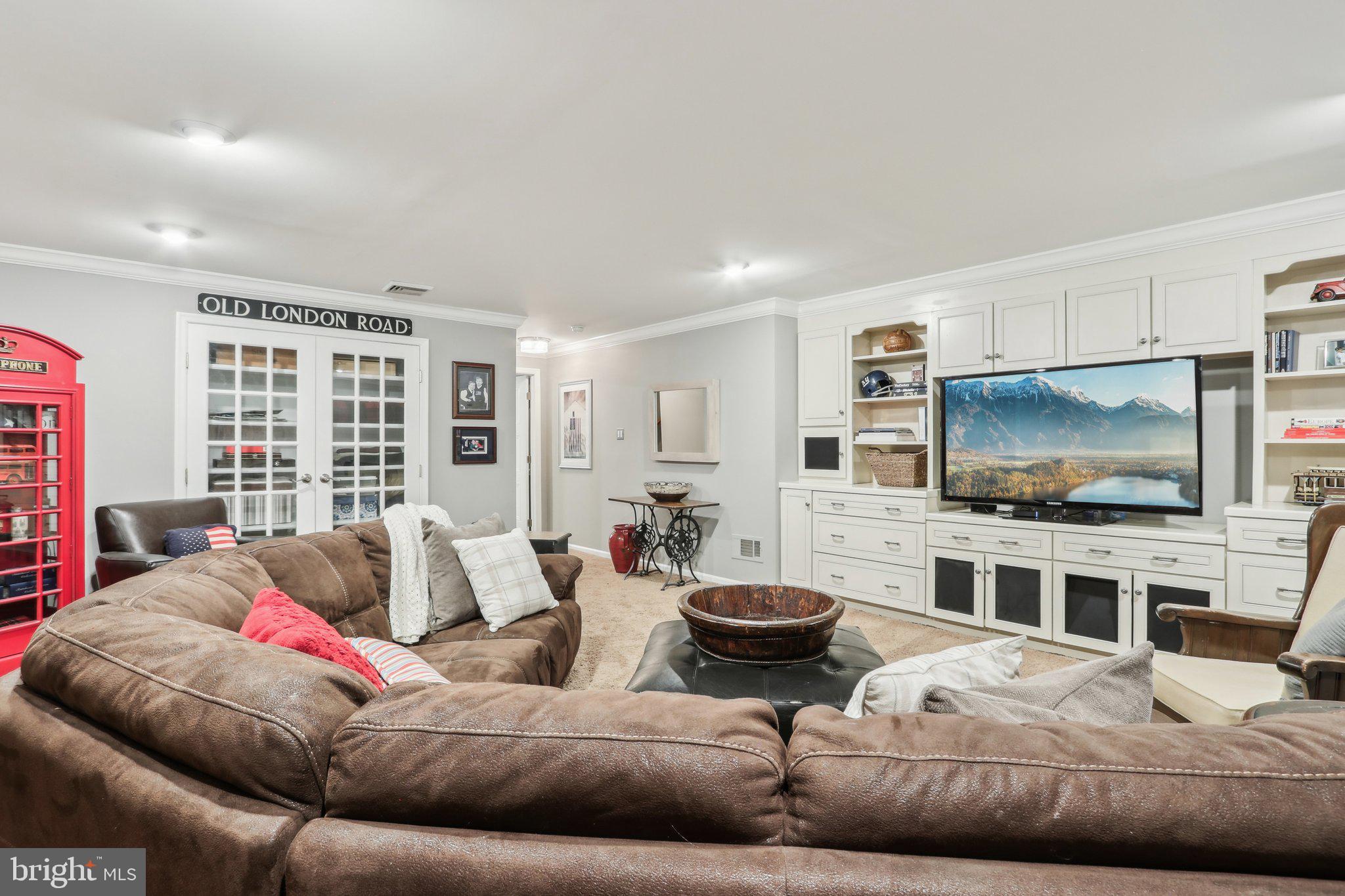 SPRING MILL - Residential