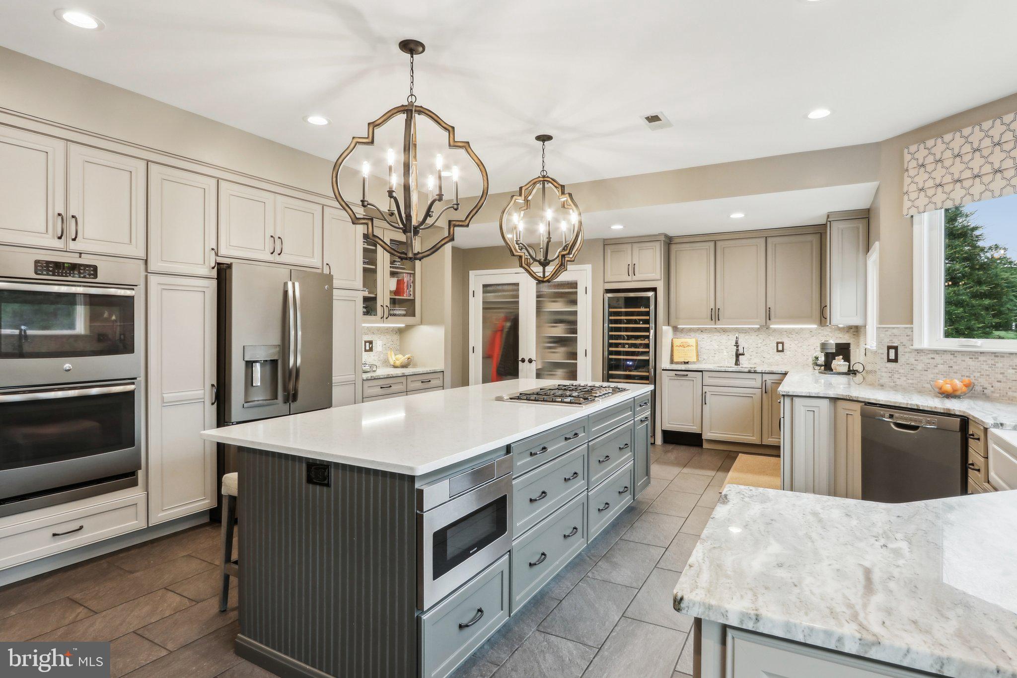 SPRING MILL - Residential